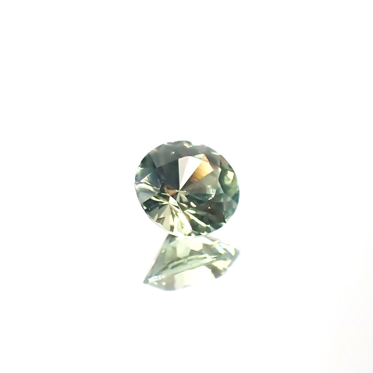 グリーンクリソベリル(宝石名クリソベリル)スリランカ/マダガスカル産 0.29ct 識別済[231225022]4.2x4.1mm前後