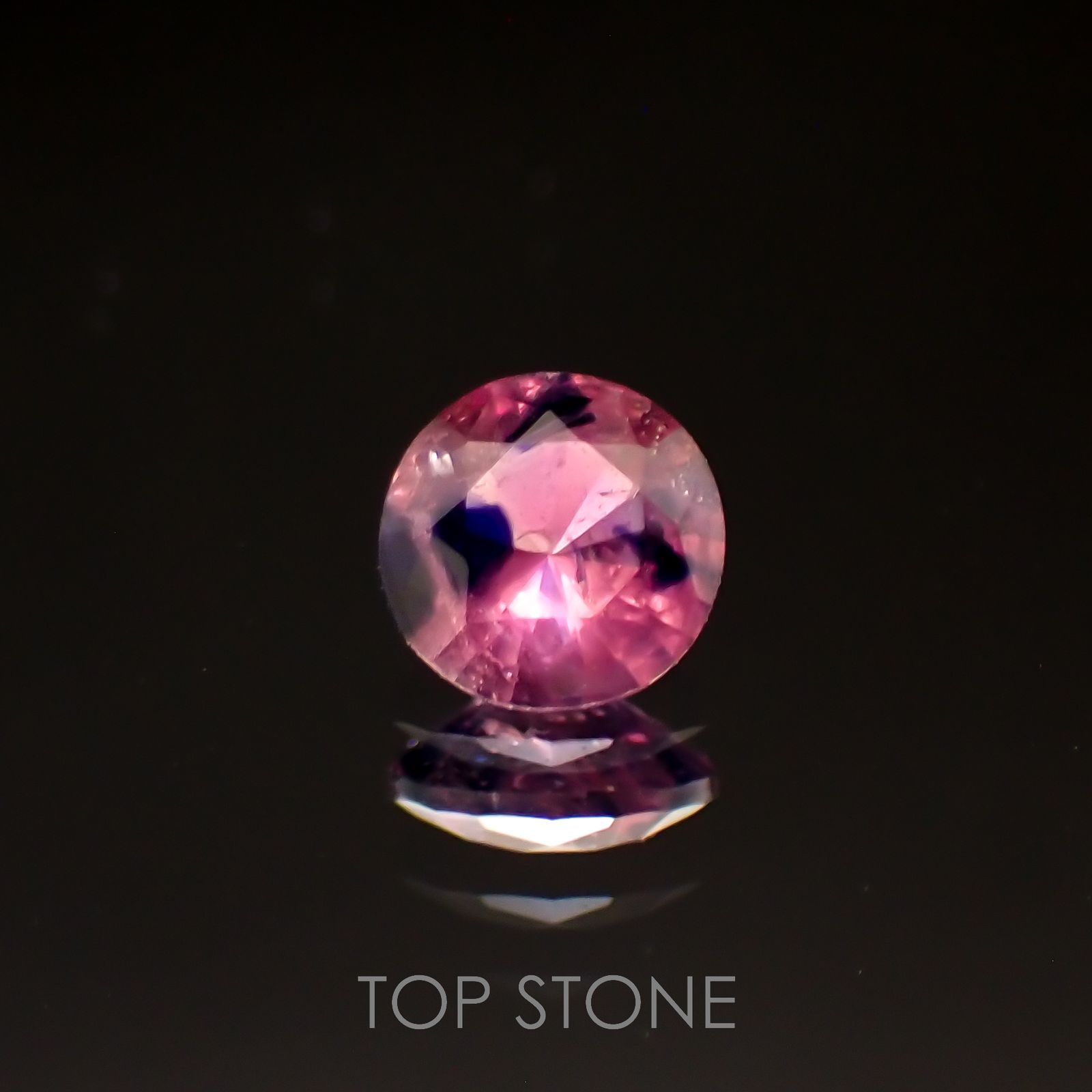 ウィンザーサファイア タンザニア・ウィンザー産 0.33ct[221018383]4.2x4.1mm前後