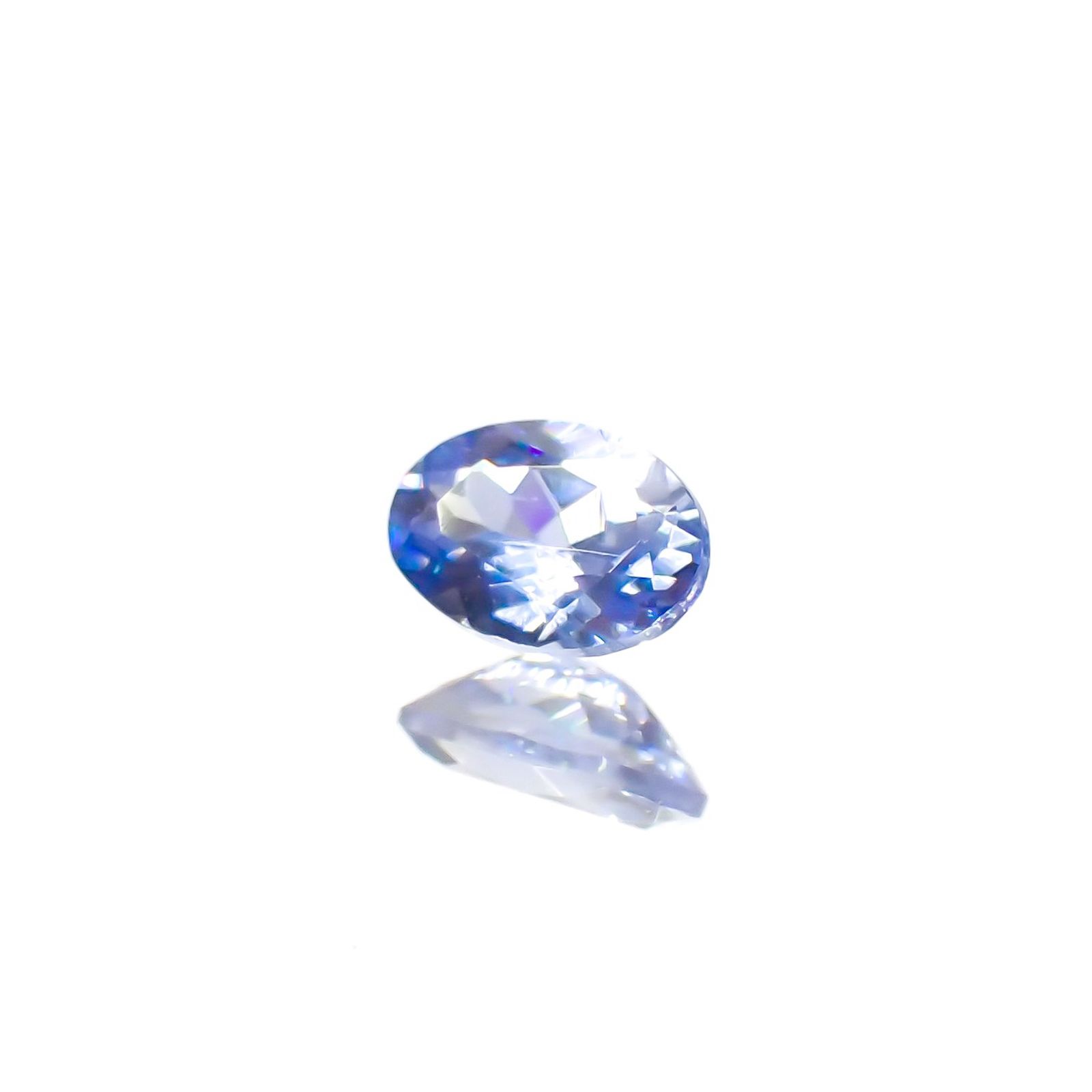 ベニトアイト(宝石名ベニトアイト)アメリカ・カリフォルニア州産 識別済 0.096ct / 3.4x2.3mm前後 [260523205]
