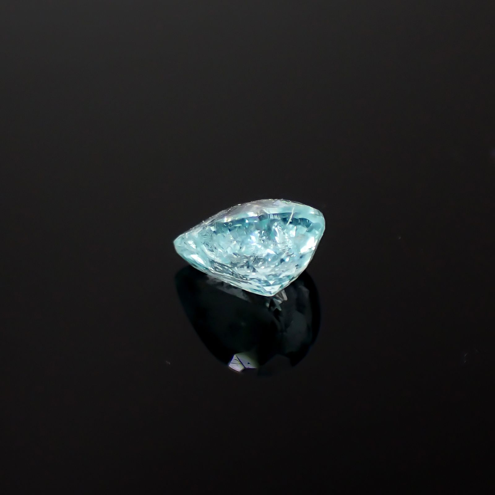 パライバトルマリン モザンビーク産 0.59ct[240928775]6x4.8mm前後