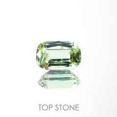 ミントトルマリン(宝石名グリーン・トルマリン) アフガニスタン産 0.67ct 識別済[211013621]6.6×4.3mm前後