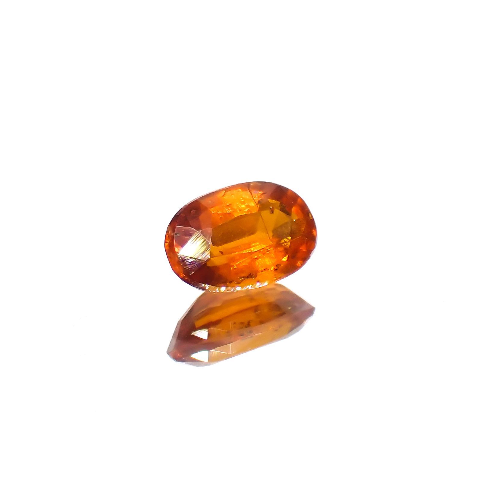 オレンジカイヤナイト ネパール産 0.53ct[230220581]5.9x3.9mm前後