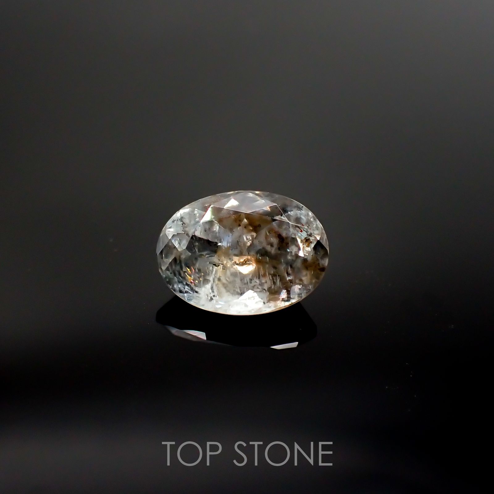 アベンチュリンアクアマリン(宝石名アクアマリン) ナイジェリア産 2.02ct 識別済[210712984]9.8×7.2mm前後