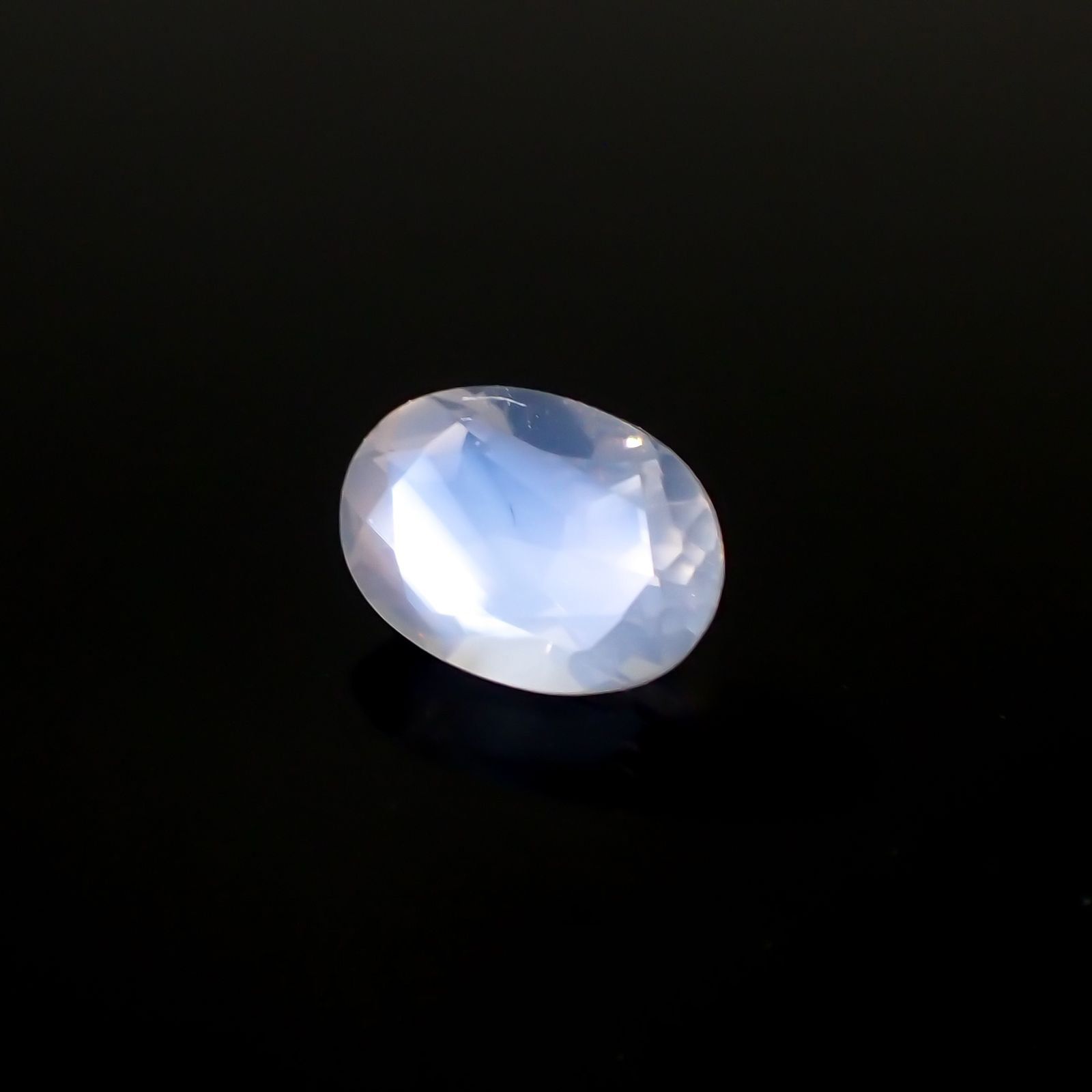 ムーンストーン(宝石名ムーンストーン) インド/スリランカ産 0.72ct 識別済[210912750]6.9×4.9mm前後