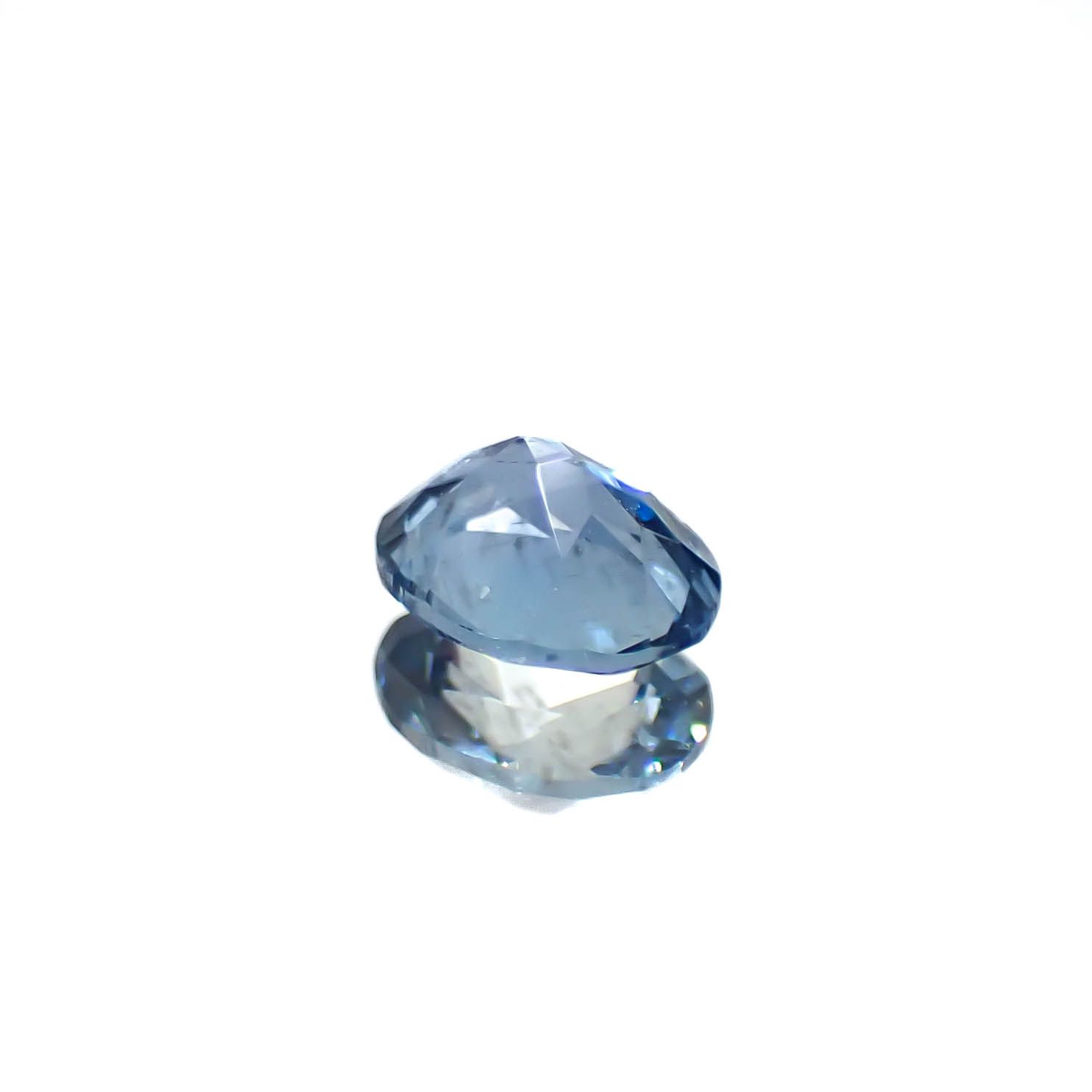 サンタマリアアクアマリン ブラジル産 0.29ct [250329936]5x3.9mm前後