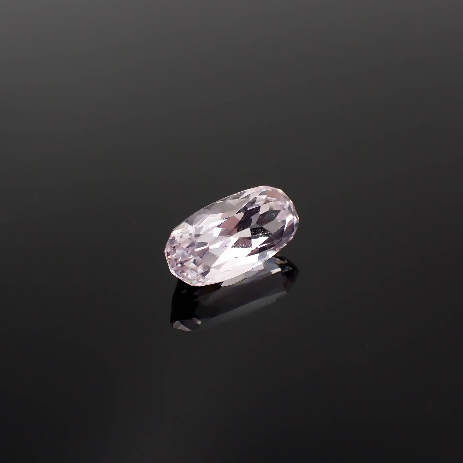 クンツァイト アフガニスタン産 1.86ct[230722933]10.1x5mm前後