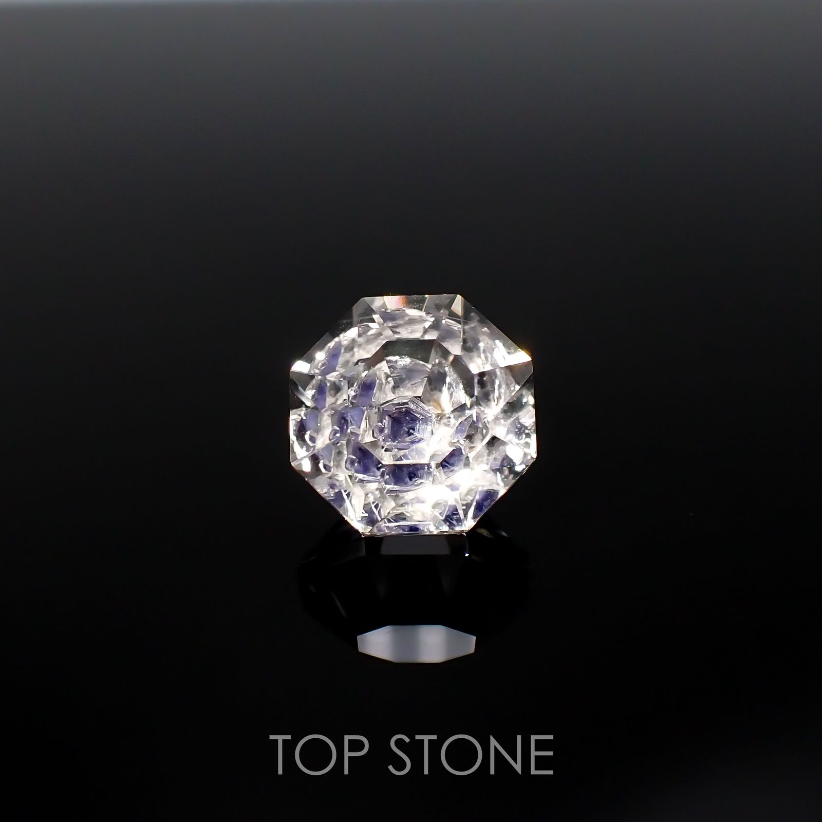 ◇オクタゴンカット◇フローライトインクォーツ マダガスカル産 9.15ct[220515709]12.6x12.4mm前後