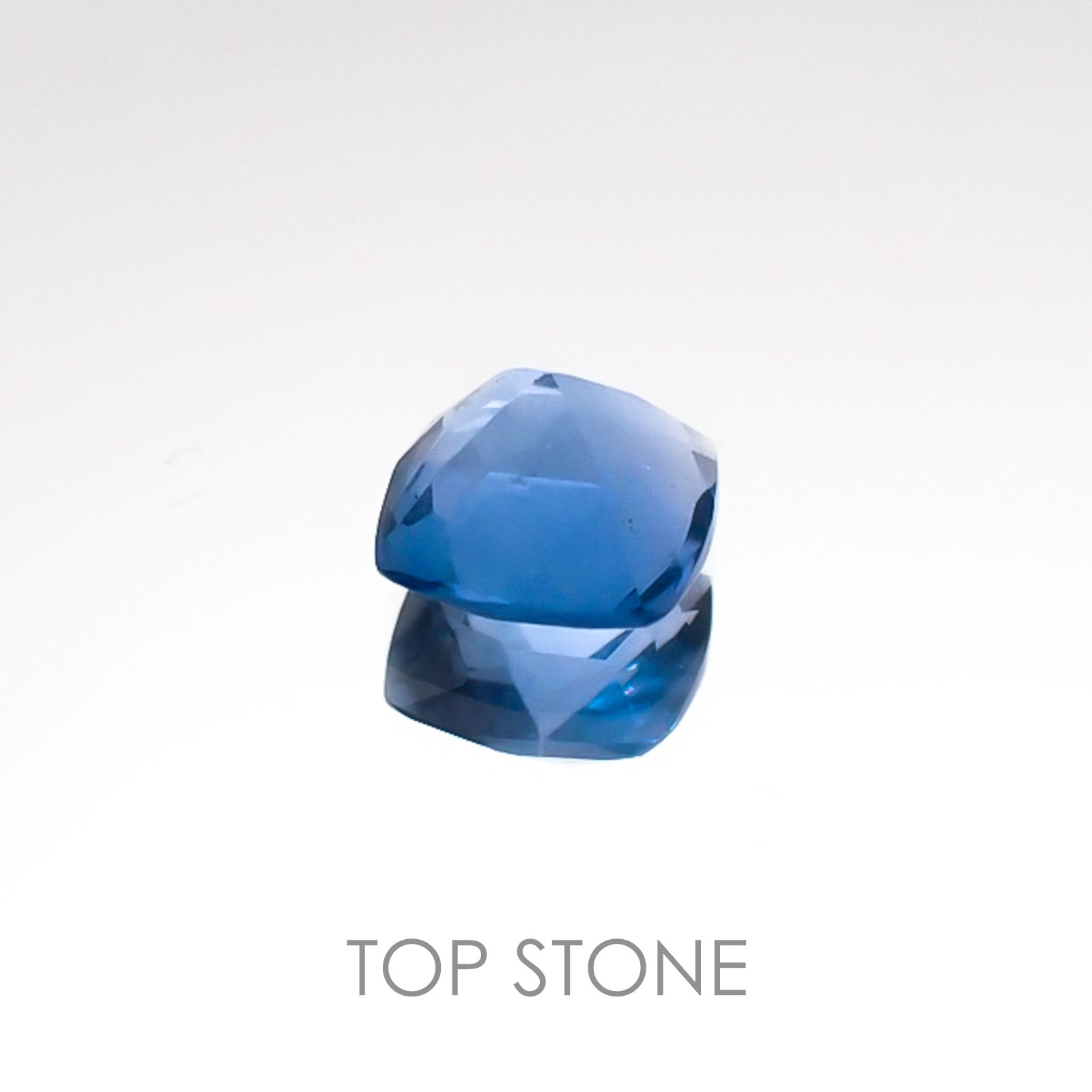 カラーチェンジフローライト ブラジル産 ルース 1.13ct[20106477]6.1×6.1mm前後