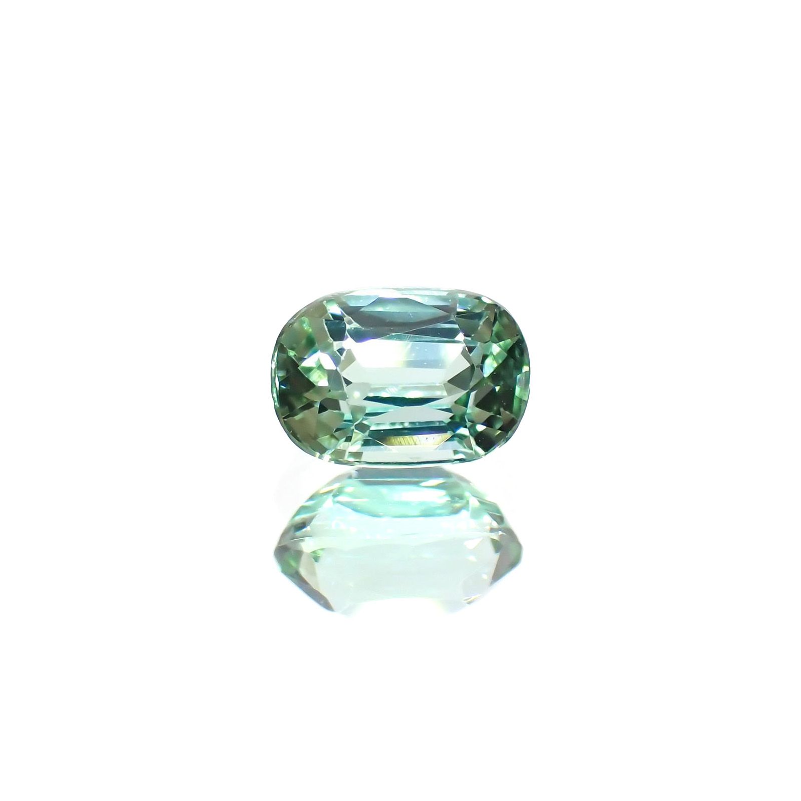 ブルーグリーントルマリン アフガニスタン産 0.59ct / 5.8x4mm前後 [220114091]