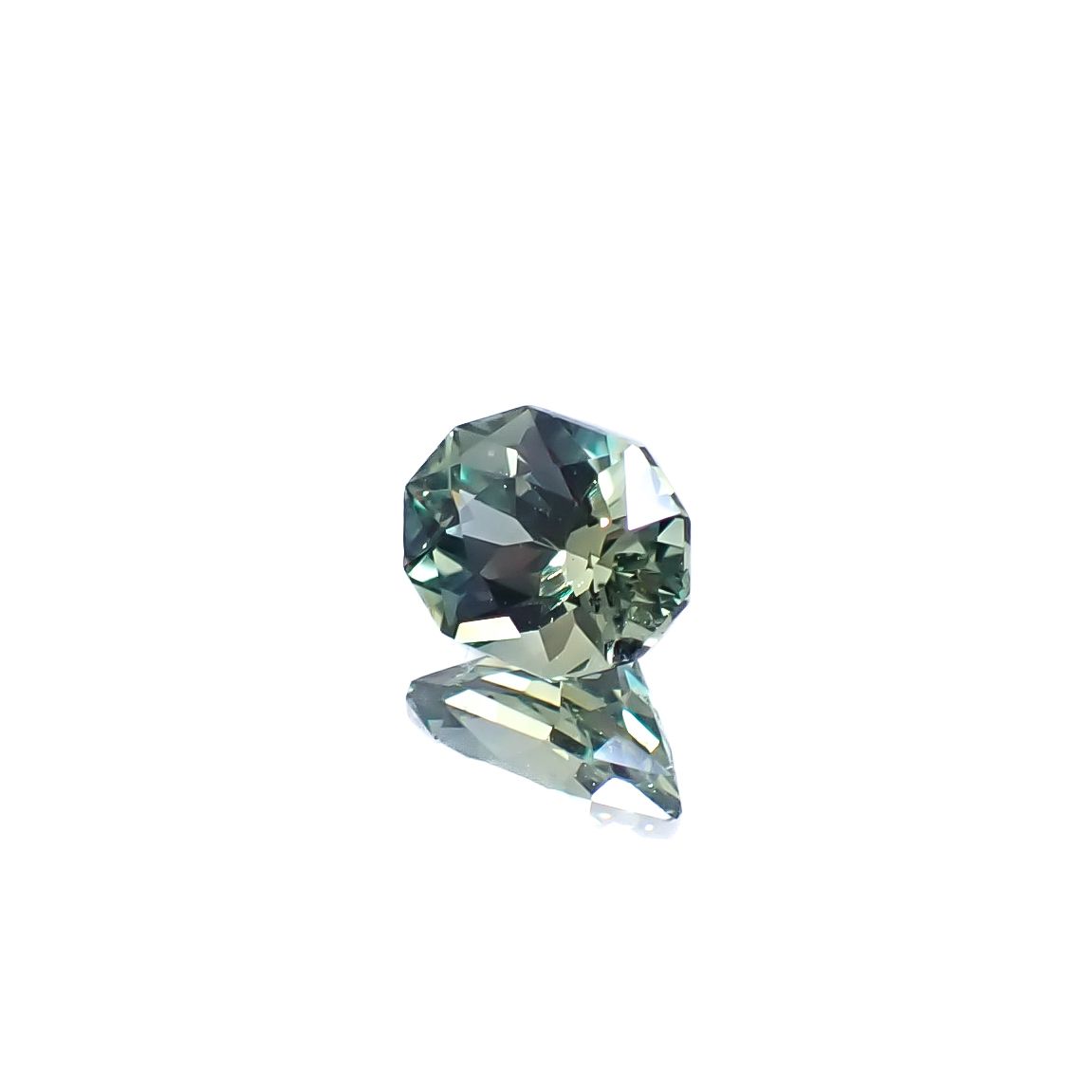 ◇カスタムカット◇バイカラーサファイア オーストラリア産 0.84ct [250229825]6.4x4.7mm前後