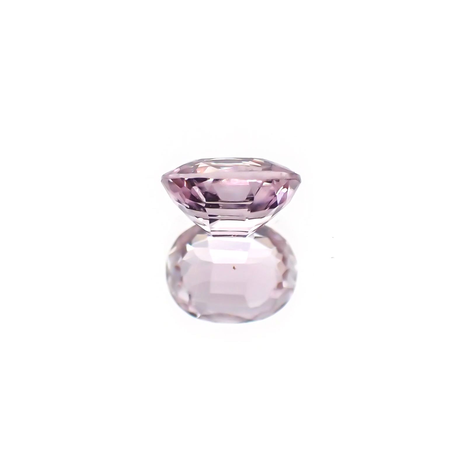 カラーシフト ピンクダイアスポア(宝石名ダイアスポア)アフガニスタン産 0.56ct 識別済[231124284]5.6x4.4mm前後