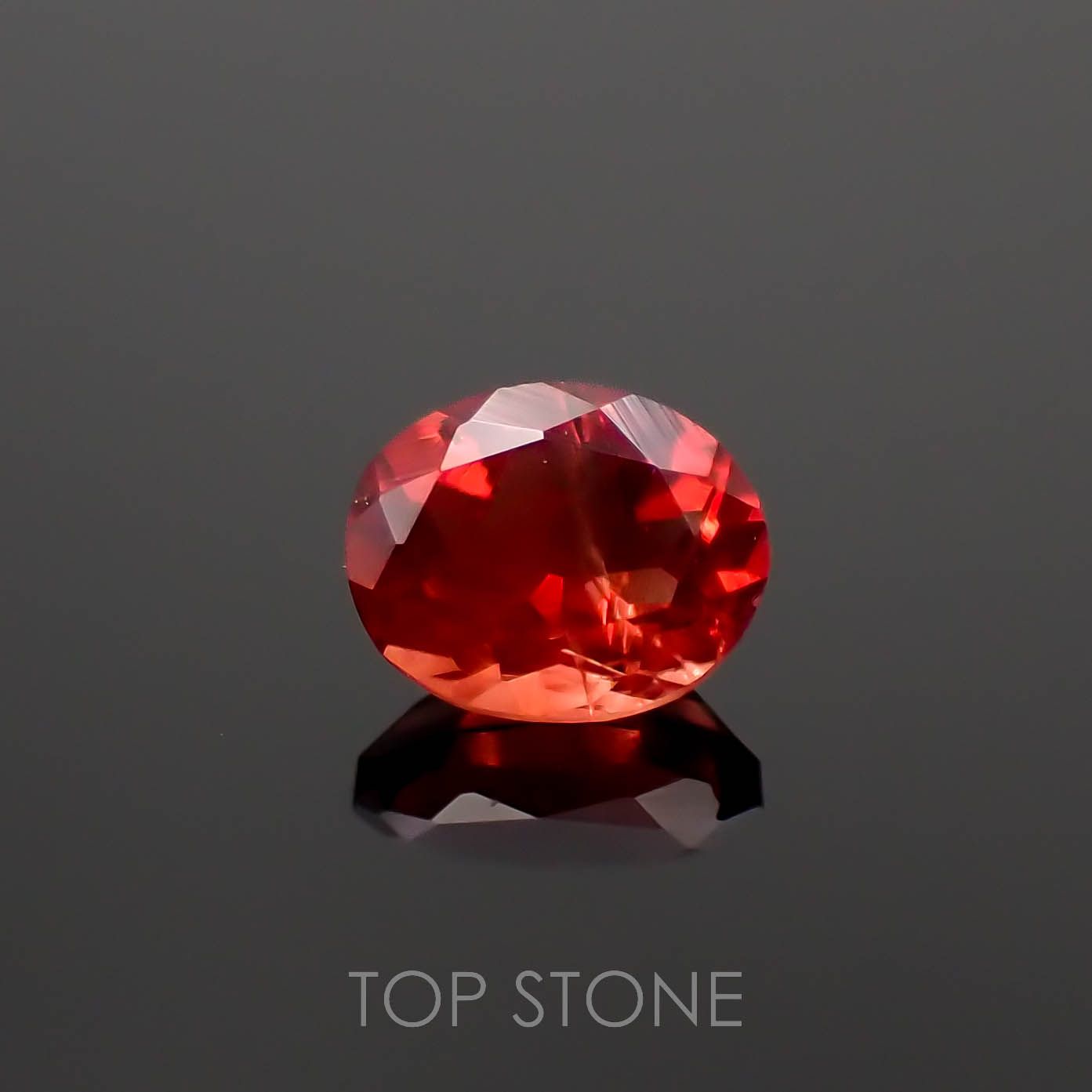 レッドラブラドライト(宝石名ラブラドライト)エチオピア産 0.34ct 識別済[221219571]5x4mm前後