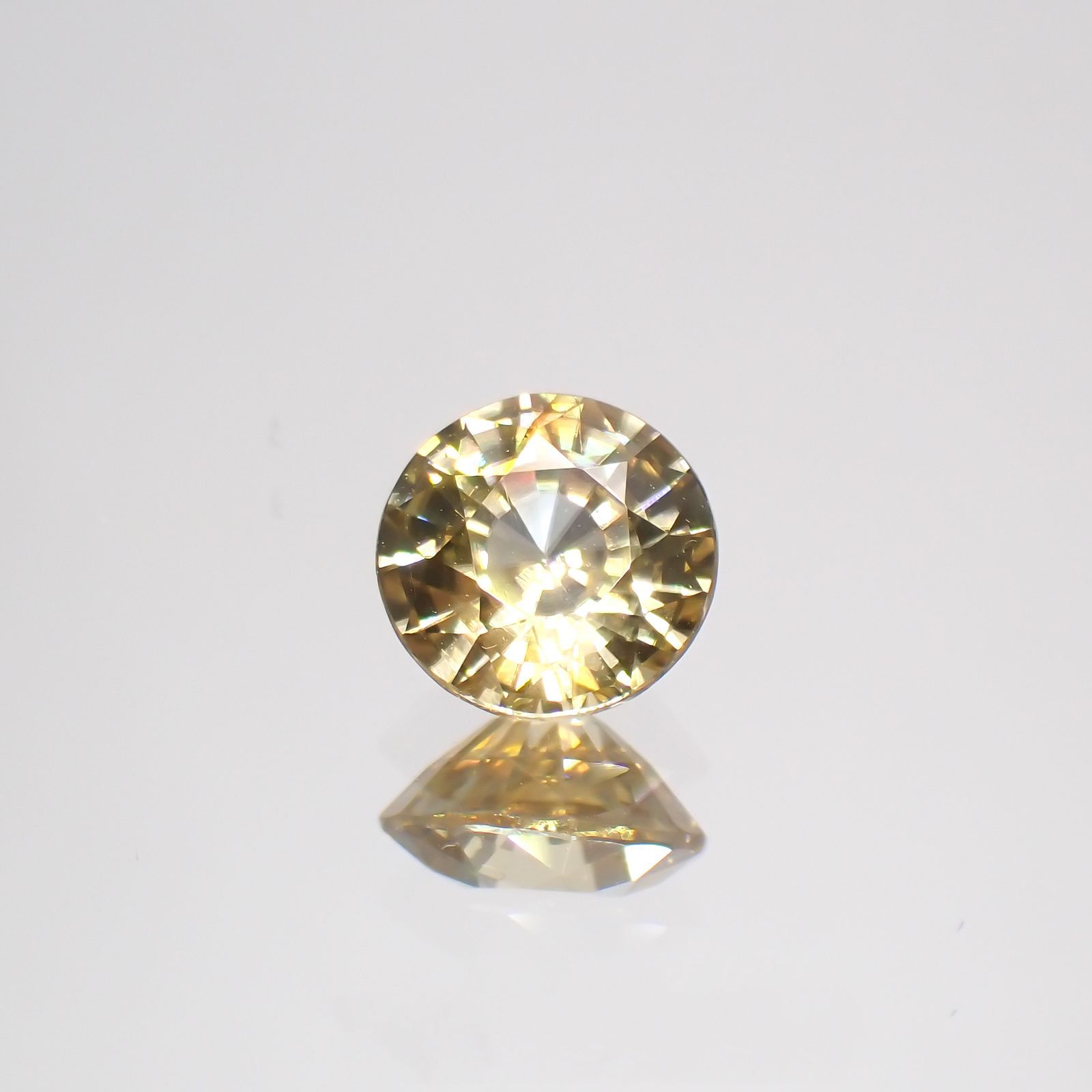 イエロージルコン(宝石名ジルコン)スリランカ/カンボジア産 1.05ct 識別済[220114833]5.7x5.7mm前後