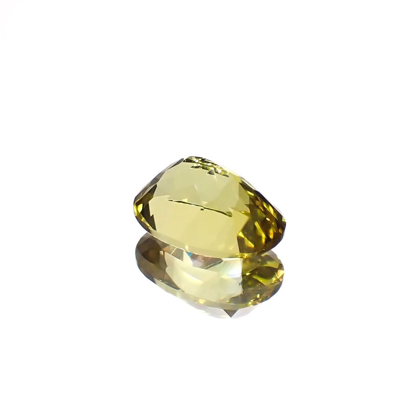 カナリートルマリン ザンビア・カナリー鉱山産 0.88ct[230823142]7x5.1mm前後