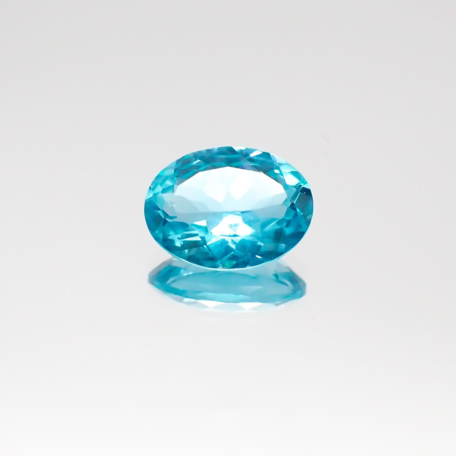 アパタイト(宝石名アパタイト)ブラジル産 1.21ct 識別済[230823193]8.2x6.2mm前後