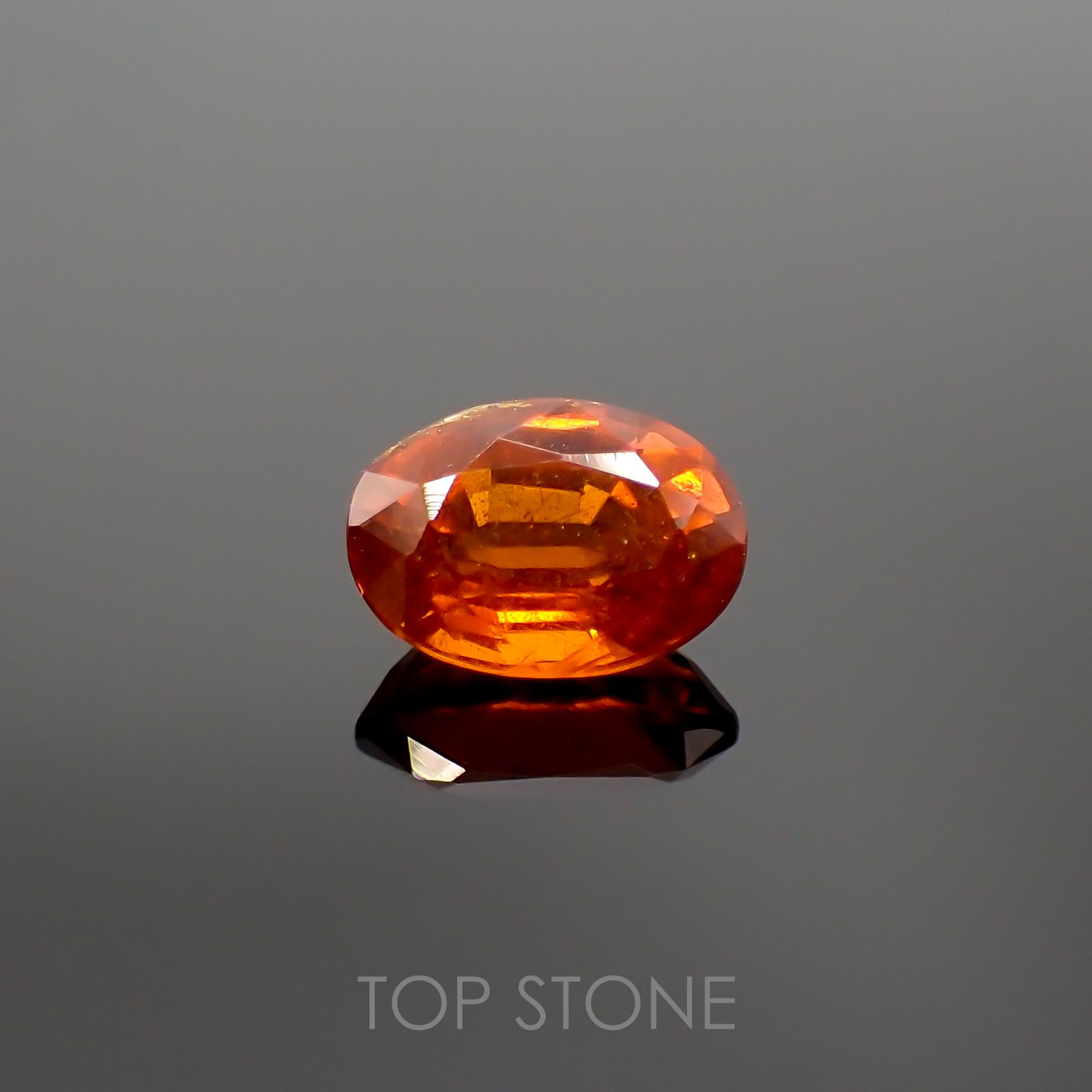 オレンジカイヤナイト タンザニア産 ルース 1.14ct[210812447]7.0×5.1mm前後