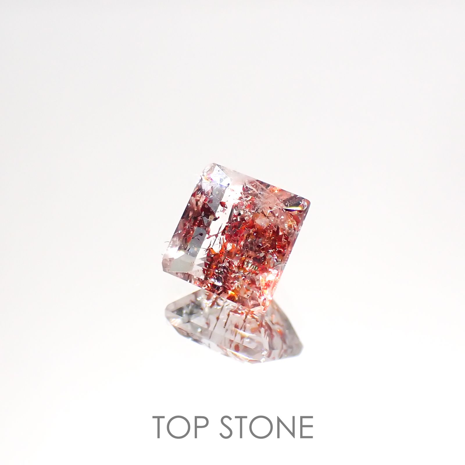 ファイヤークォーツ ナイジェリア産 1.18ct[220114765]6.3x6.2mm前後