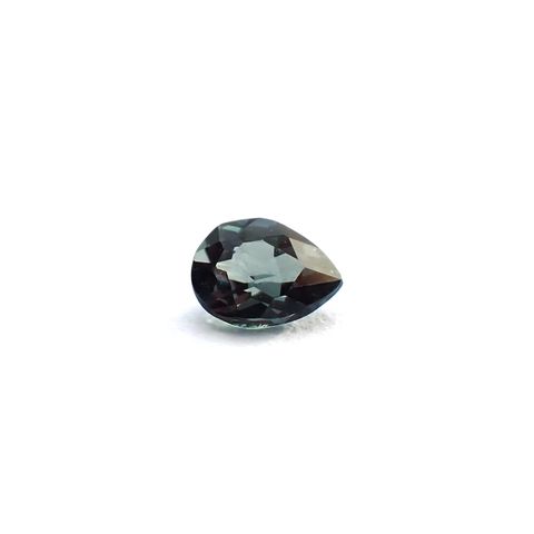 ベキリーブルーガーネット（カラーチェンジガーネット アレキタイプ） マダガスカル・ベキリー産 0.11ct / 3.5x2.7mm前後 [260732457]