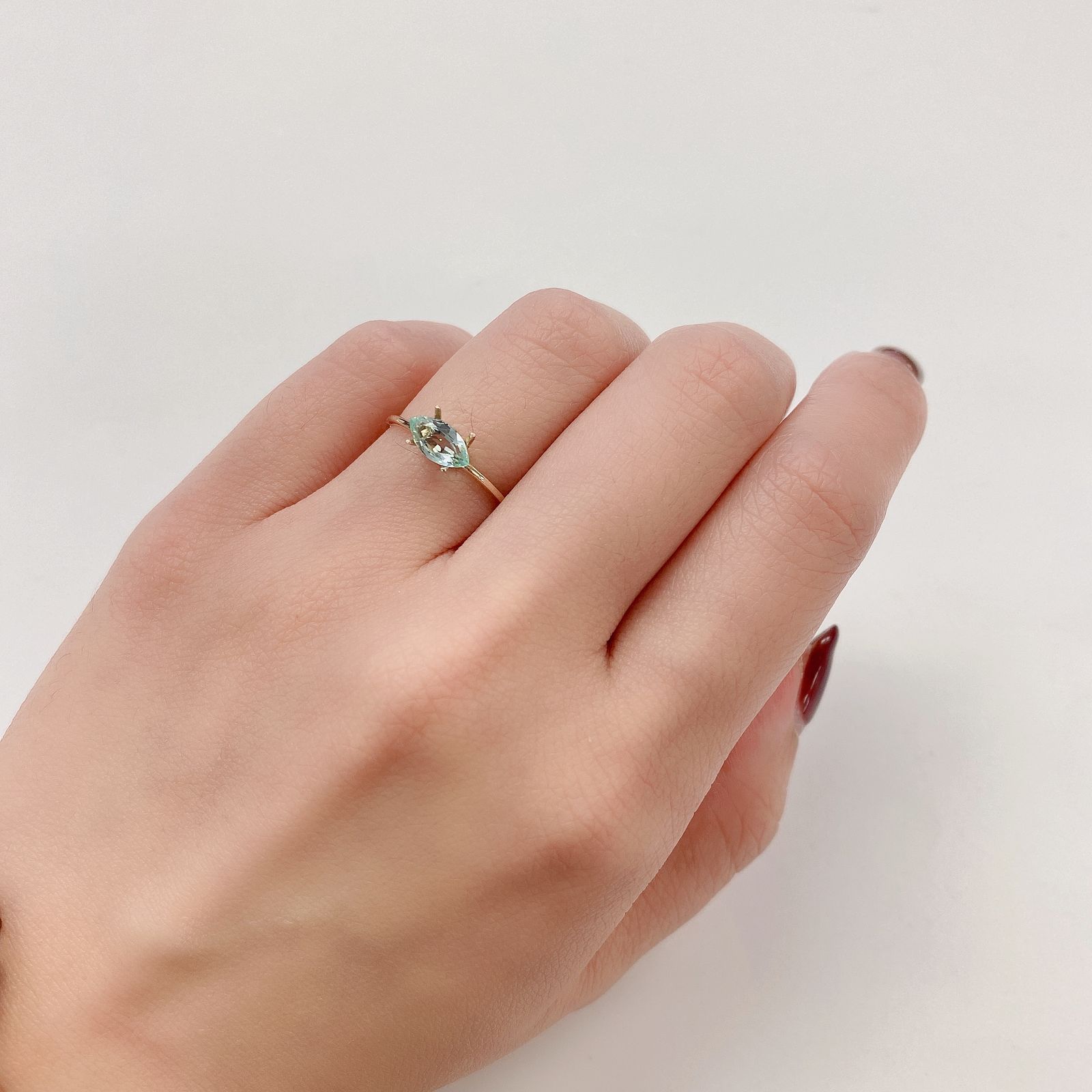 ミントベリル(宝石名グリーン・ベリル) ブラジル産 0.54ct 識別済[21079832]7.8×4mm前後