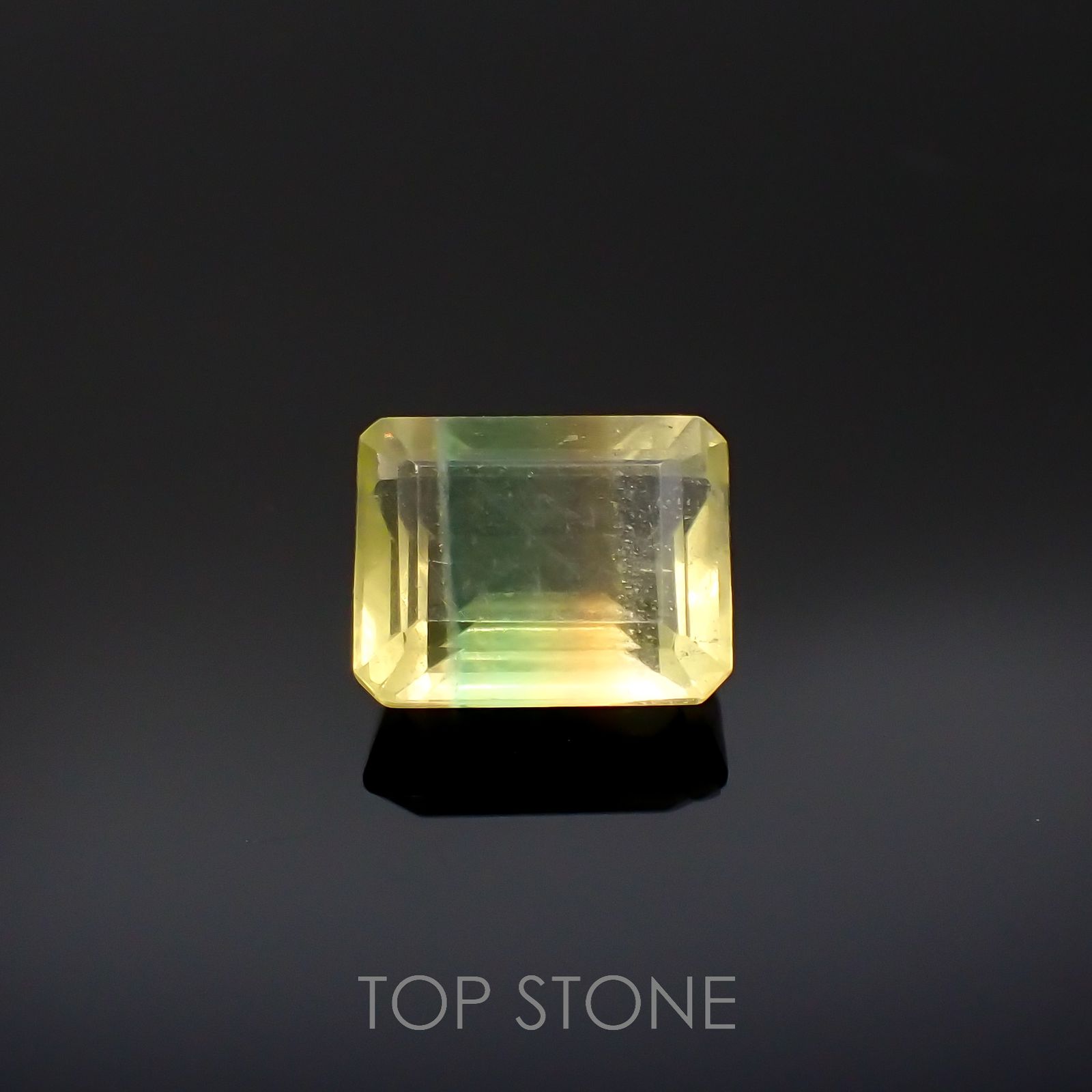 バイカラーフローライト ブラジル産 4.06ct[220917630]10x8.1mm前後