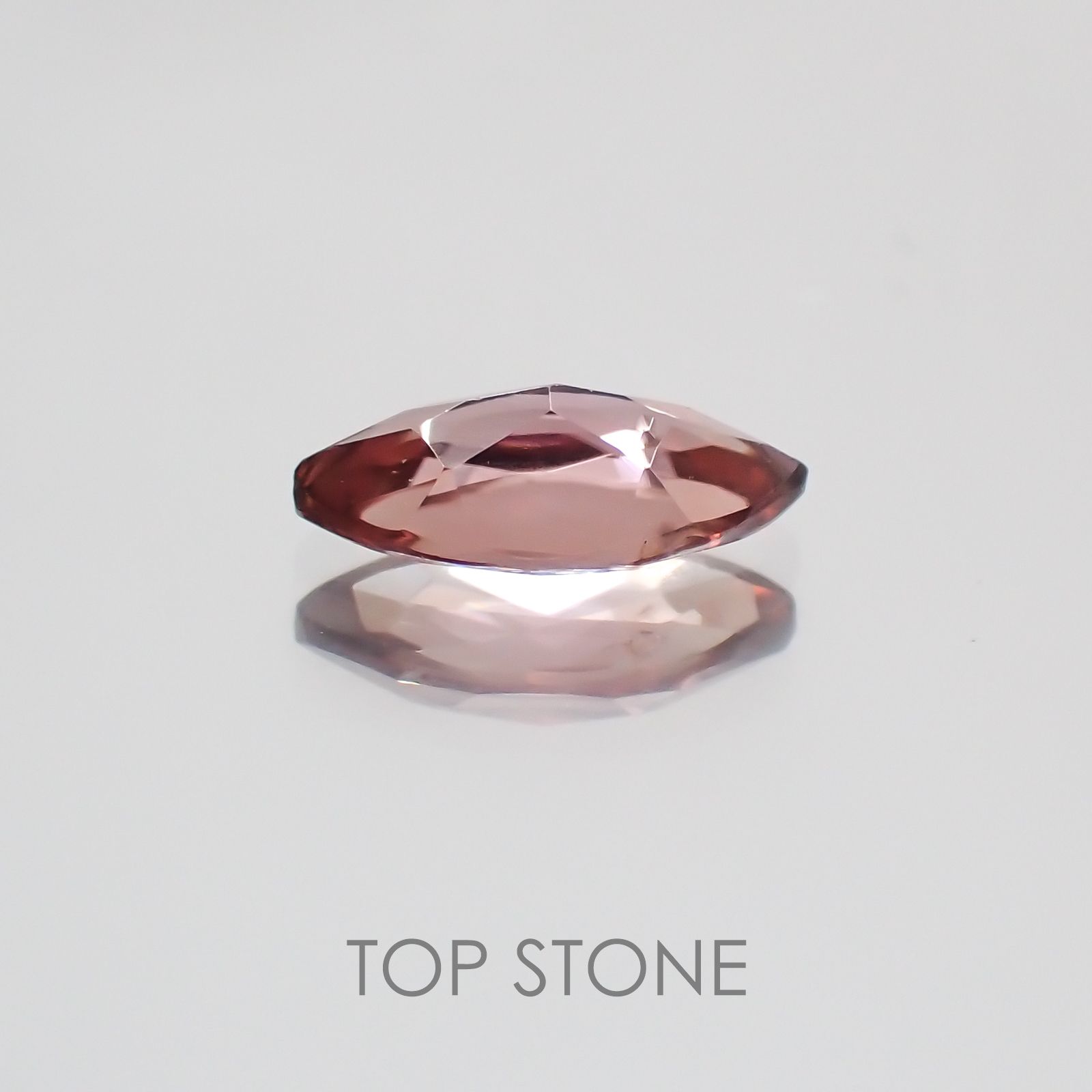 ピンクジルコン スリランカ,カンボジア産 ルース 0.53ct[21029783]7.1×3.4mm前後