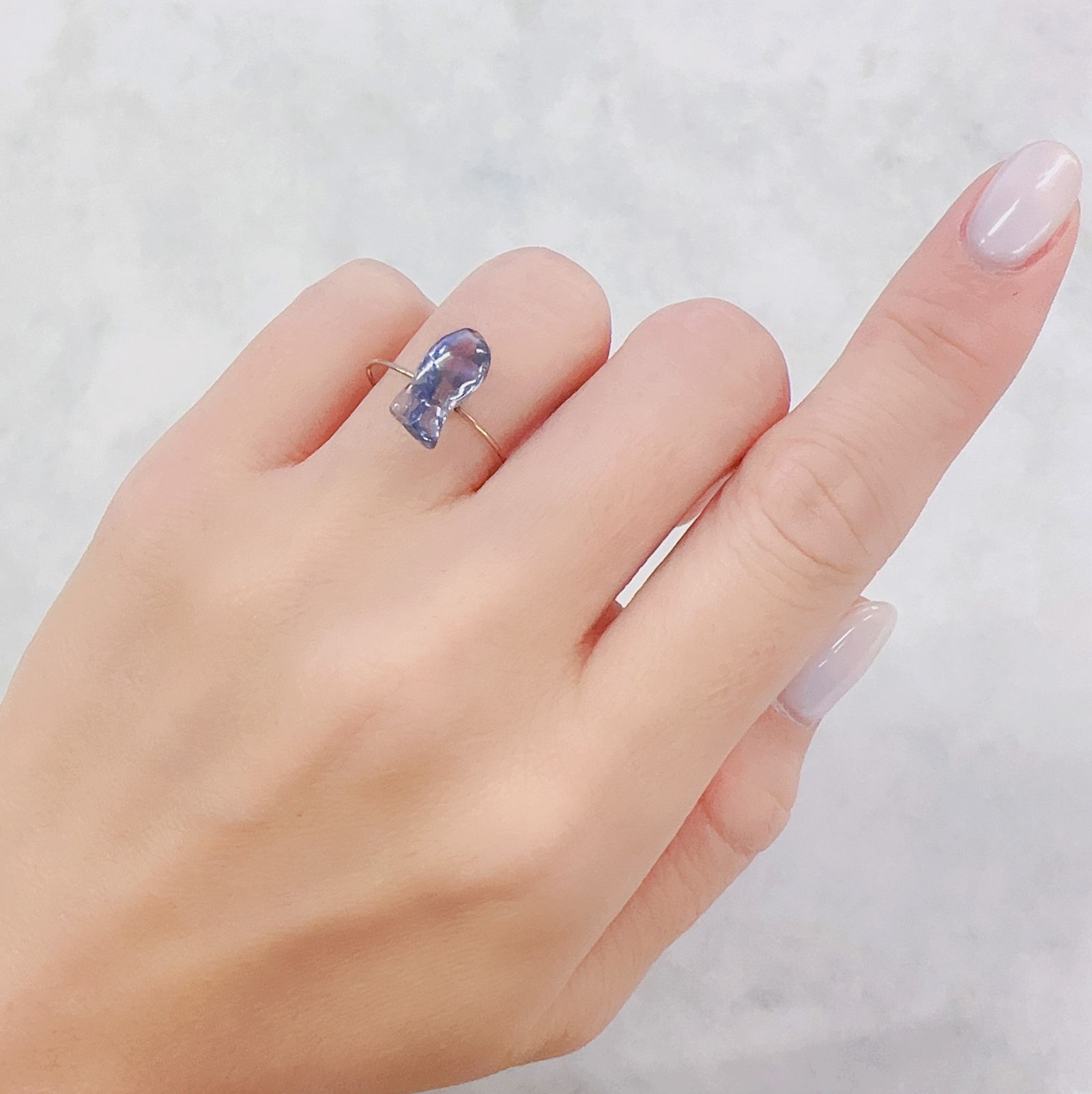◇フリーフォーム◇サファイア 非加熱 マダガスカル産 3.11ct[230722661]12.4x6.1mm前後