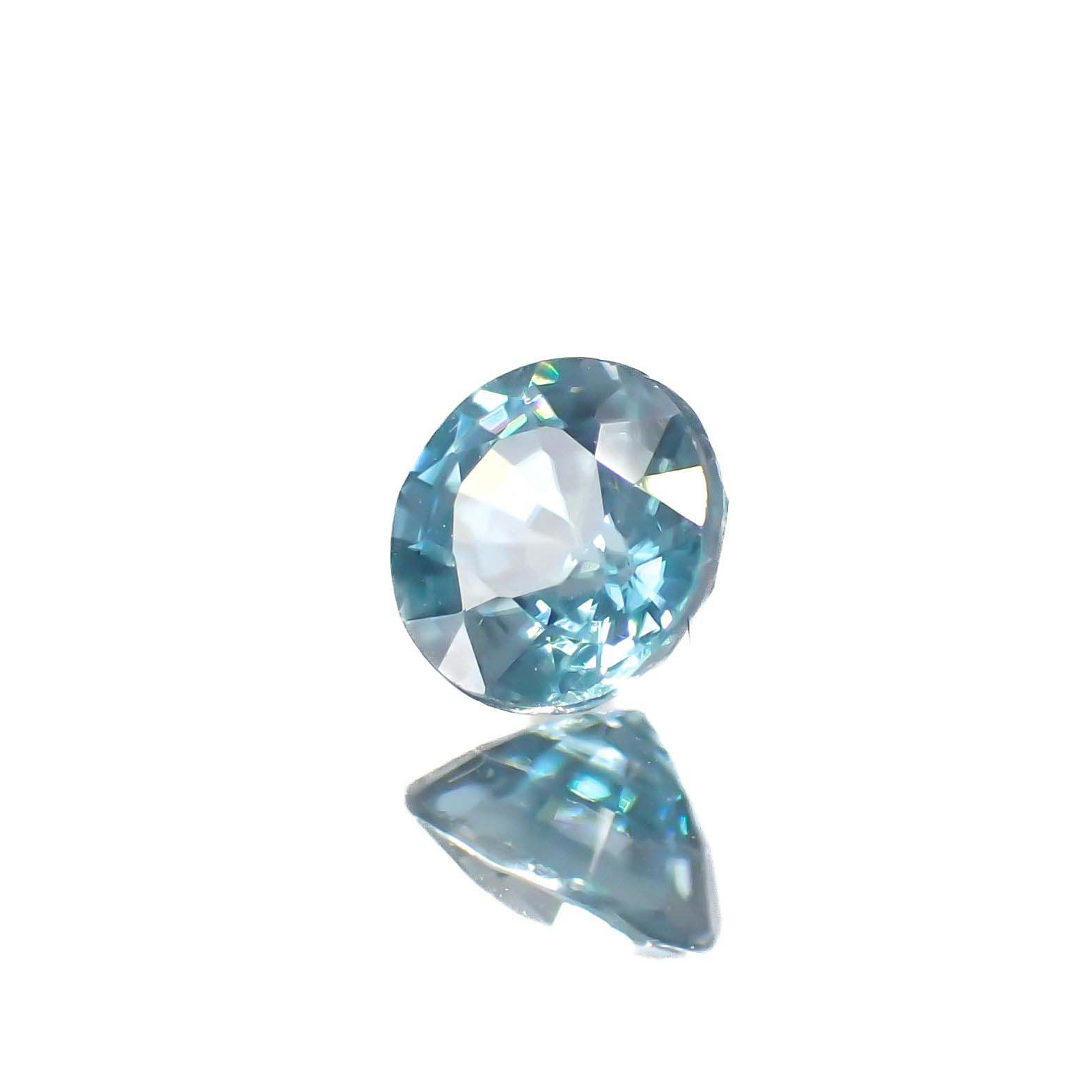 ブルージルコン(宝石名ブルー・ジルコン)カンボジア産 0.55ct 識別済[220716833]4.5x4.5mm前後