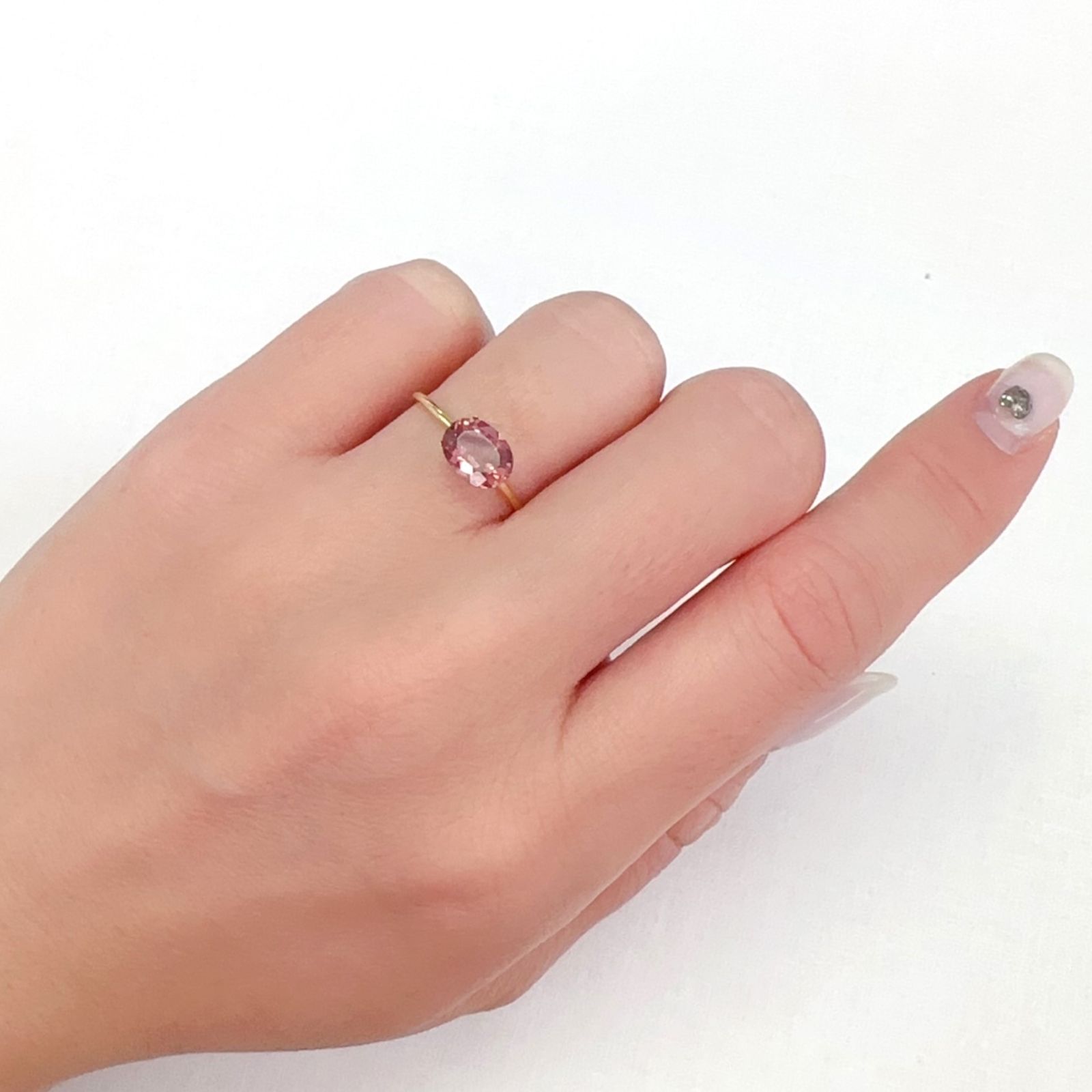 ピンクアパタイト ブラジル産 1.22ct[231224923]7.9x6.1mm前後