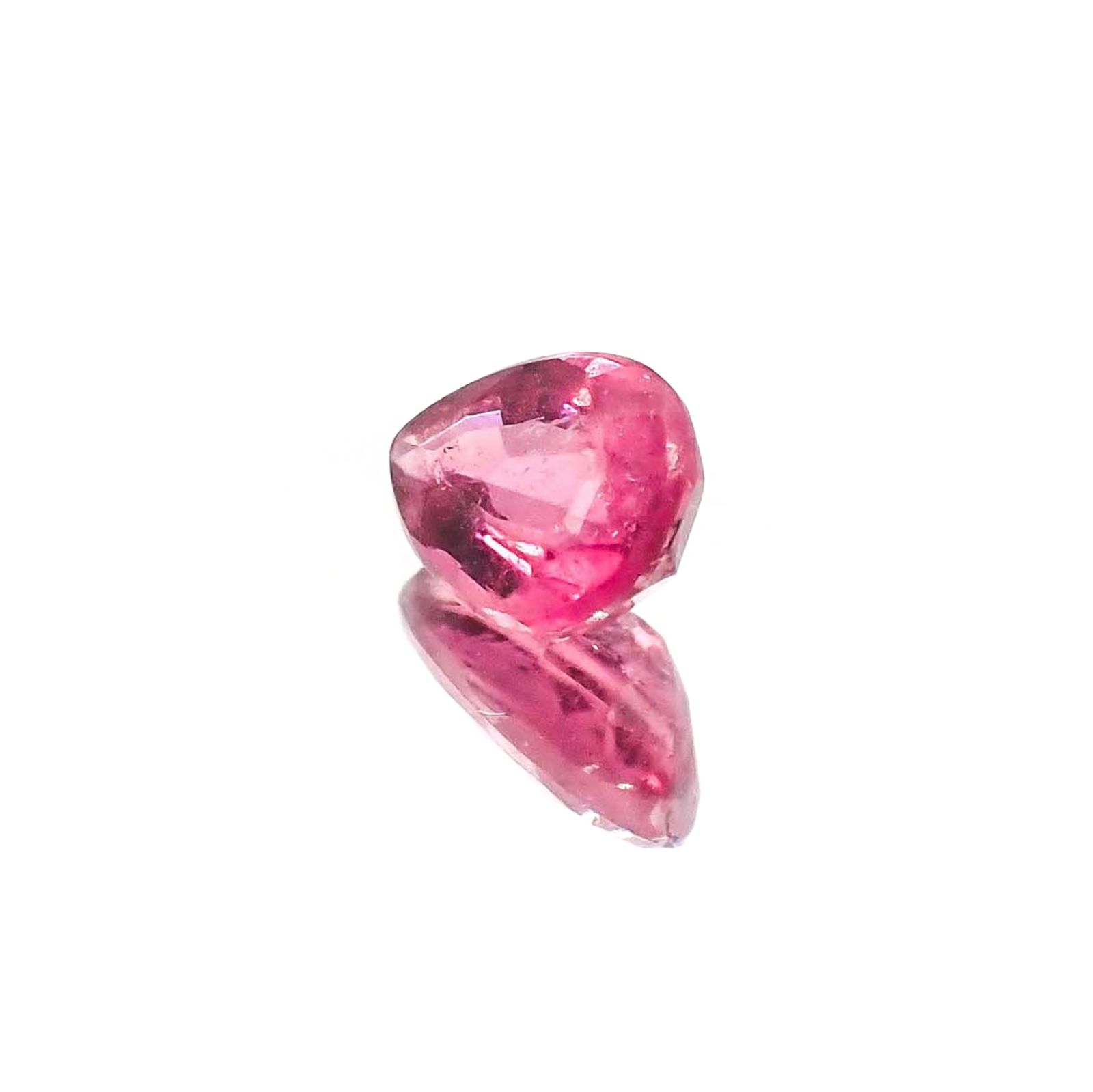 ピンクトルマリン(宝石名ピンク・トルマリン)ブラジル産 識別済 0.73ct / 7.1x4.9mm前後 [230722941]