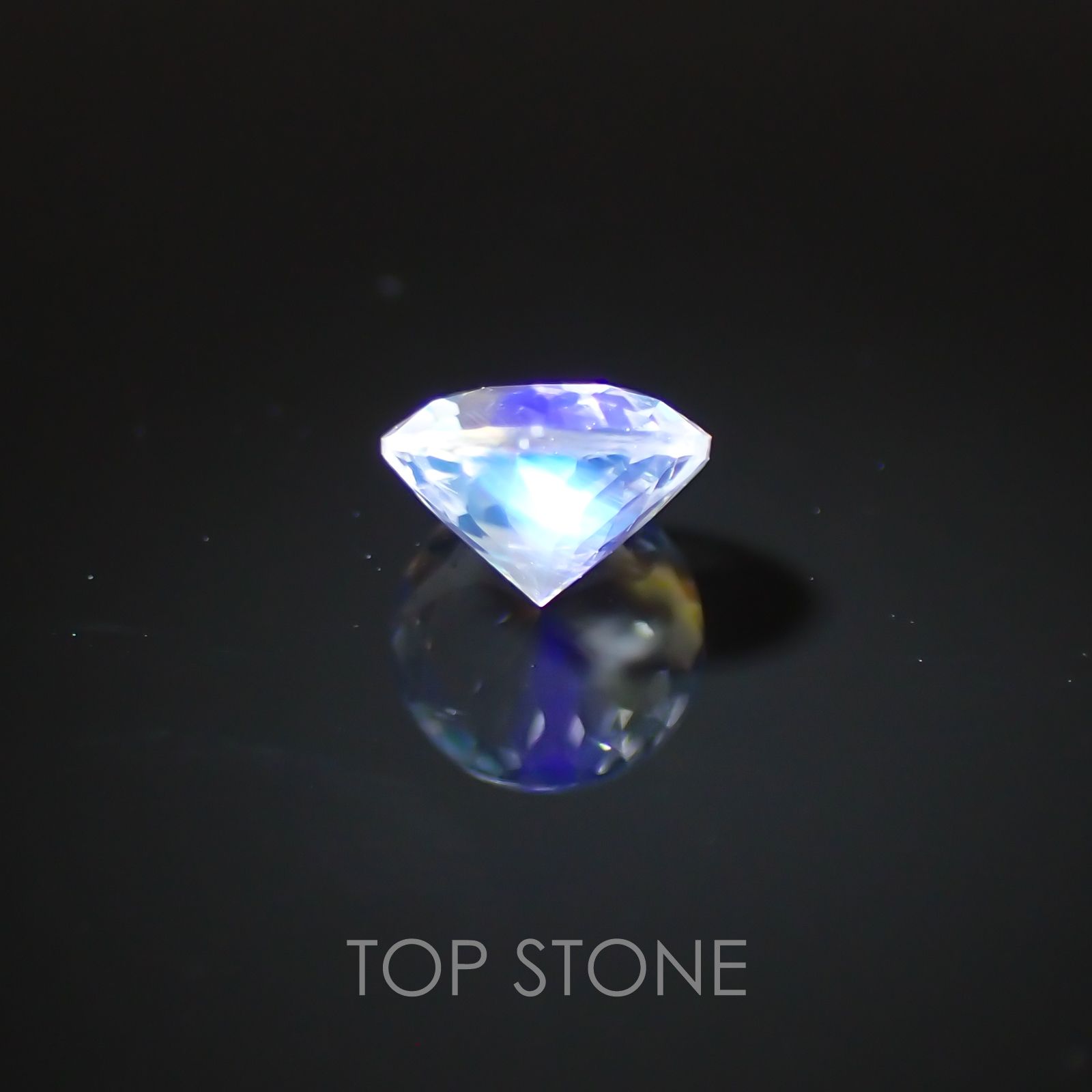 レインボームーンストーン(アンデシンラブラドライト) マダガスカル産 ルース 0.43ct[210310116]5×5mm前後