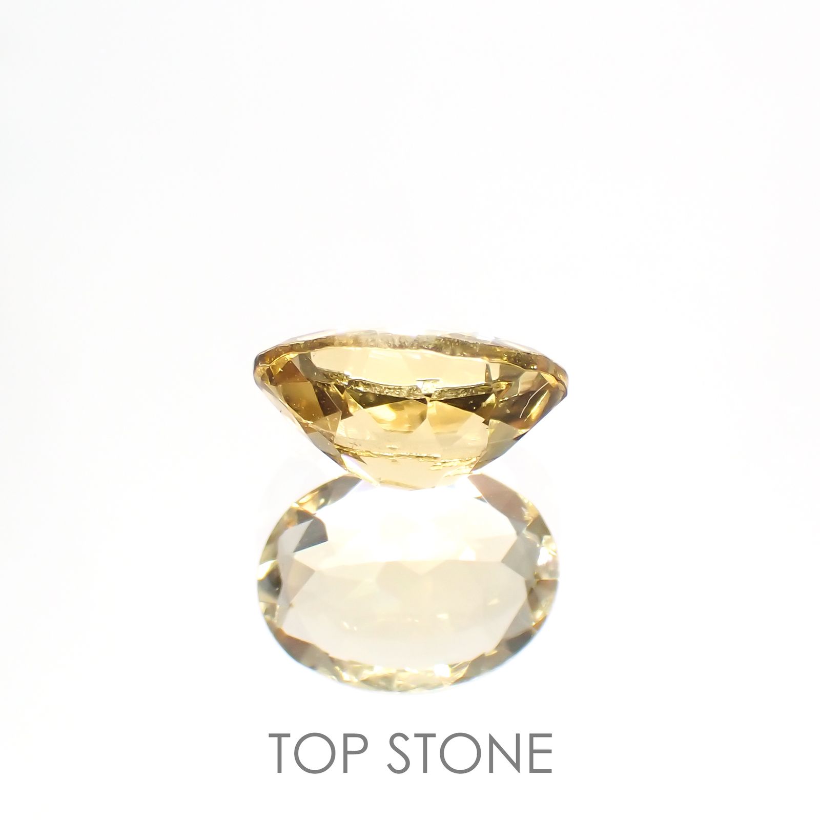 イエローベリル(宝石名イエロー・ベリル)ブラジル産 0.99ct 識別済[211113657]7.8x6mm前後