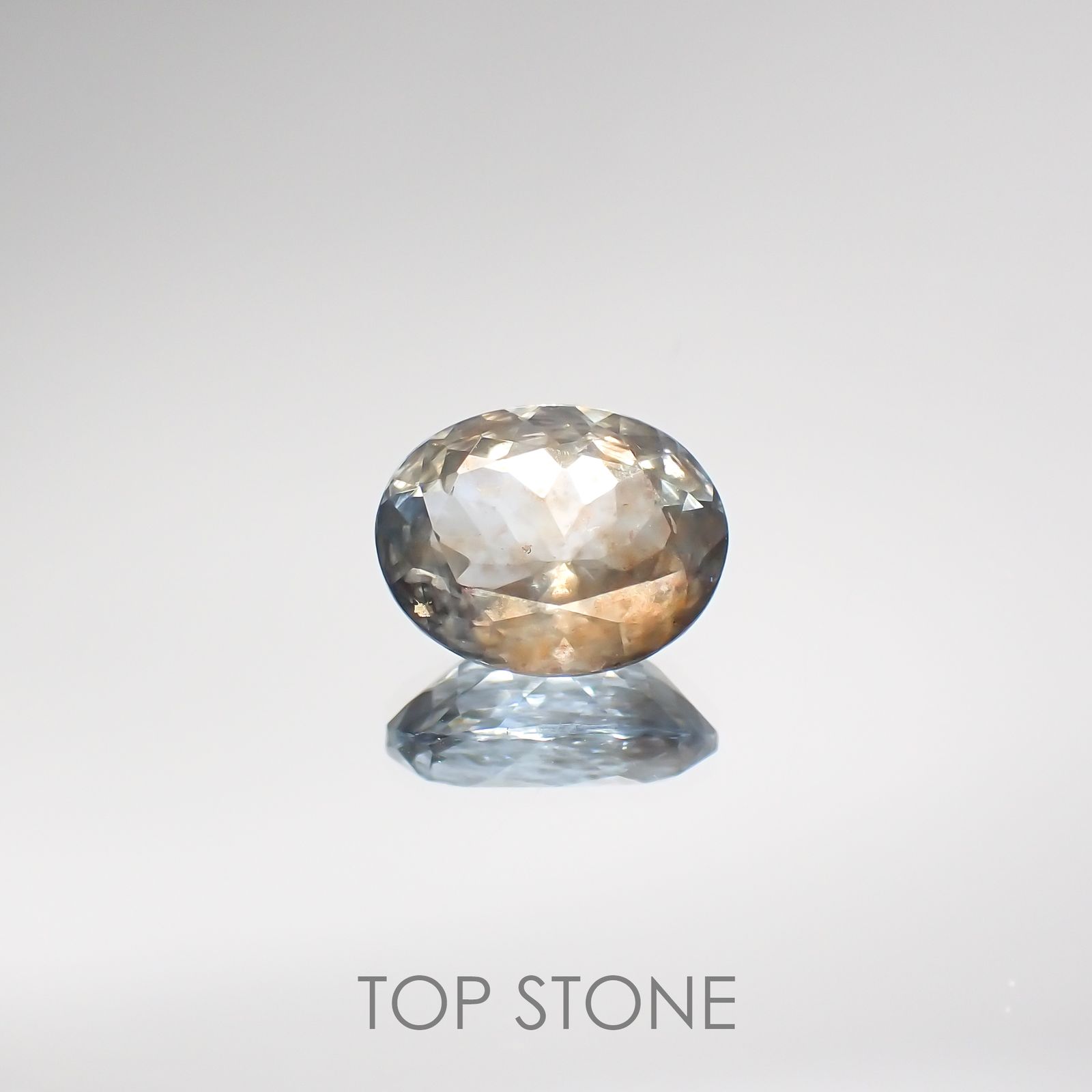 アベンチュリンアクアマリン(宝石名アクアマリン) ナイジェリア産 2.31ct 識別済[210712992]10×7.8mm前後