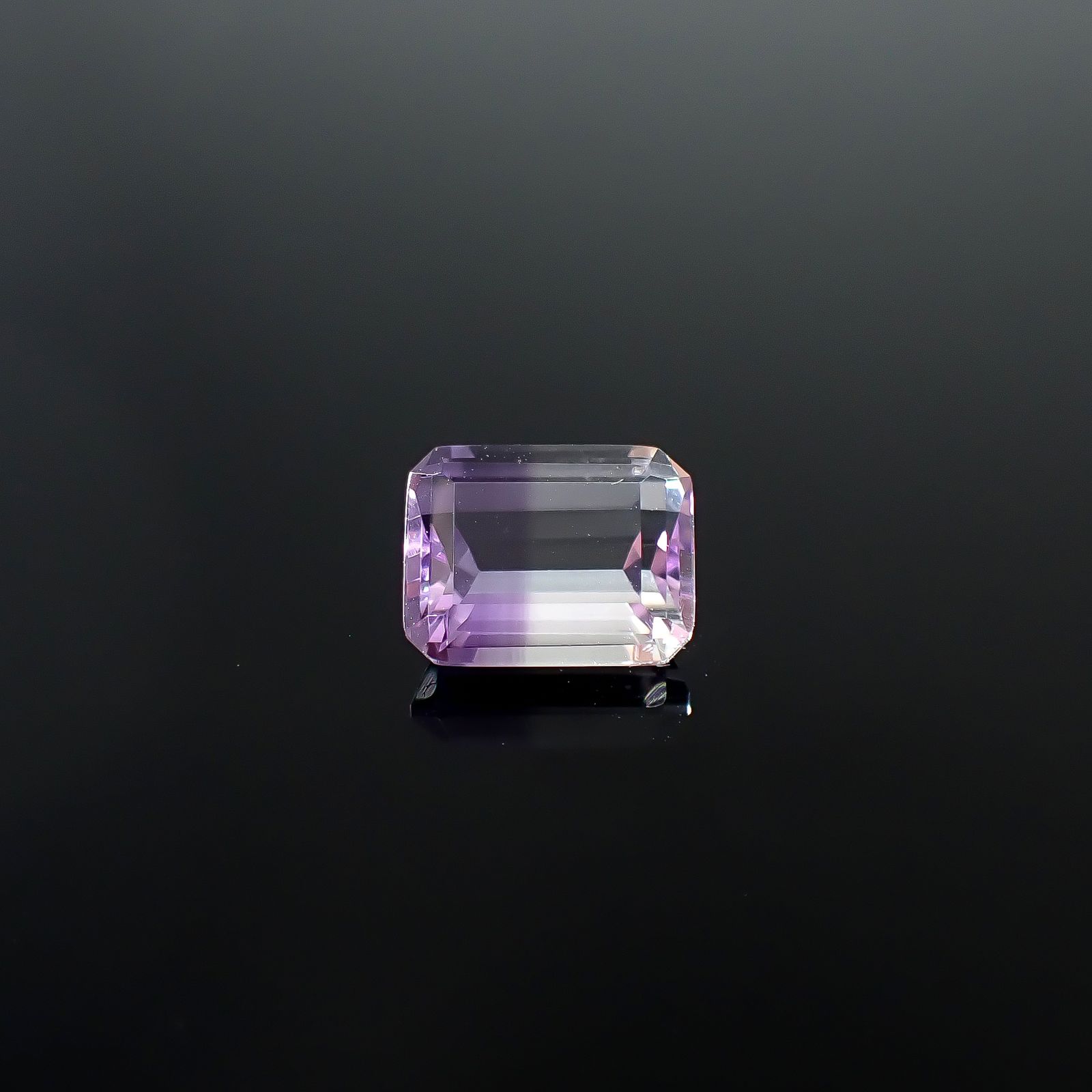 アワーグラスアメジスト モロッコ産 3.43ct / 10.1x8.1mm前後 [250730890]