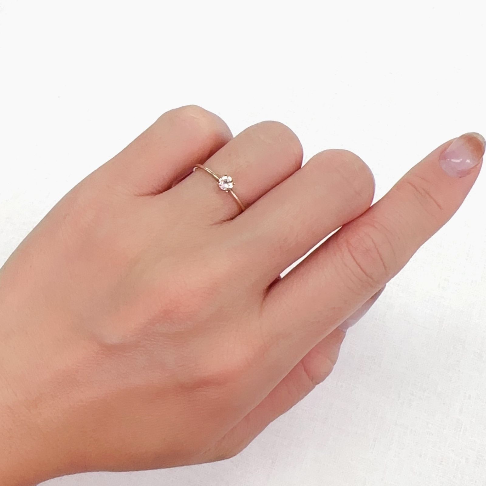 インペリアルトパーズ ブラジル産 0.19ct[230923512]3.5x3.4mm前後