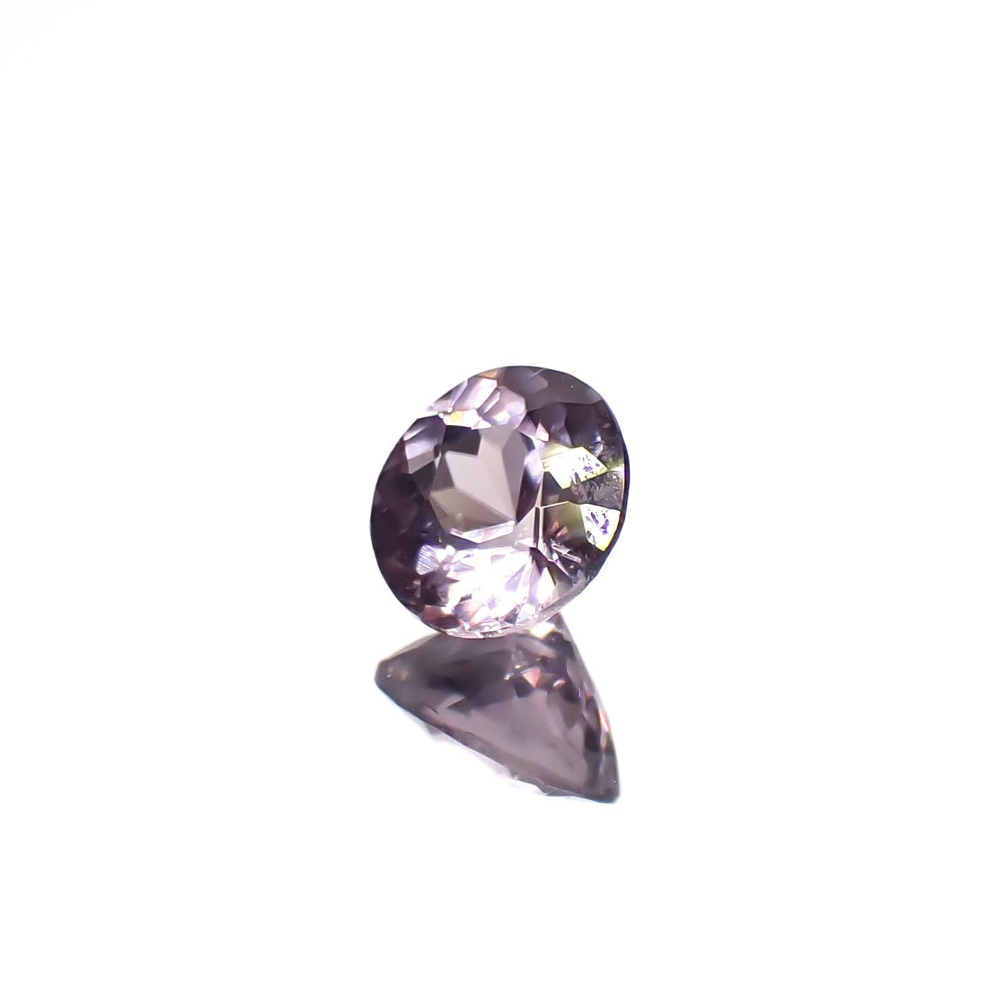 カラーシフト ピンクダイアスポア アフガニスタン産 0.43ct[240627973]4.7x4.7mm前後