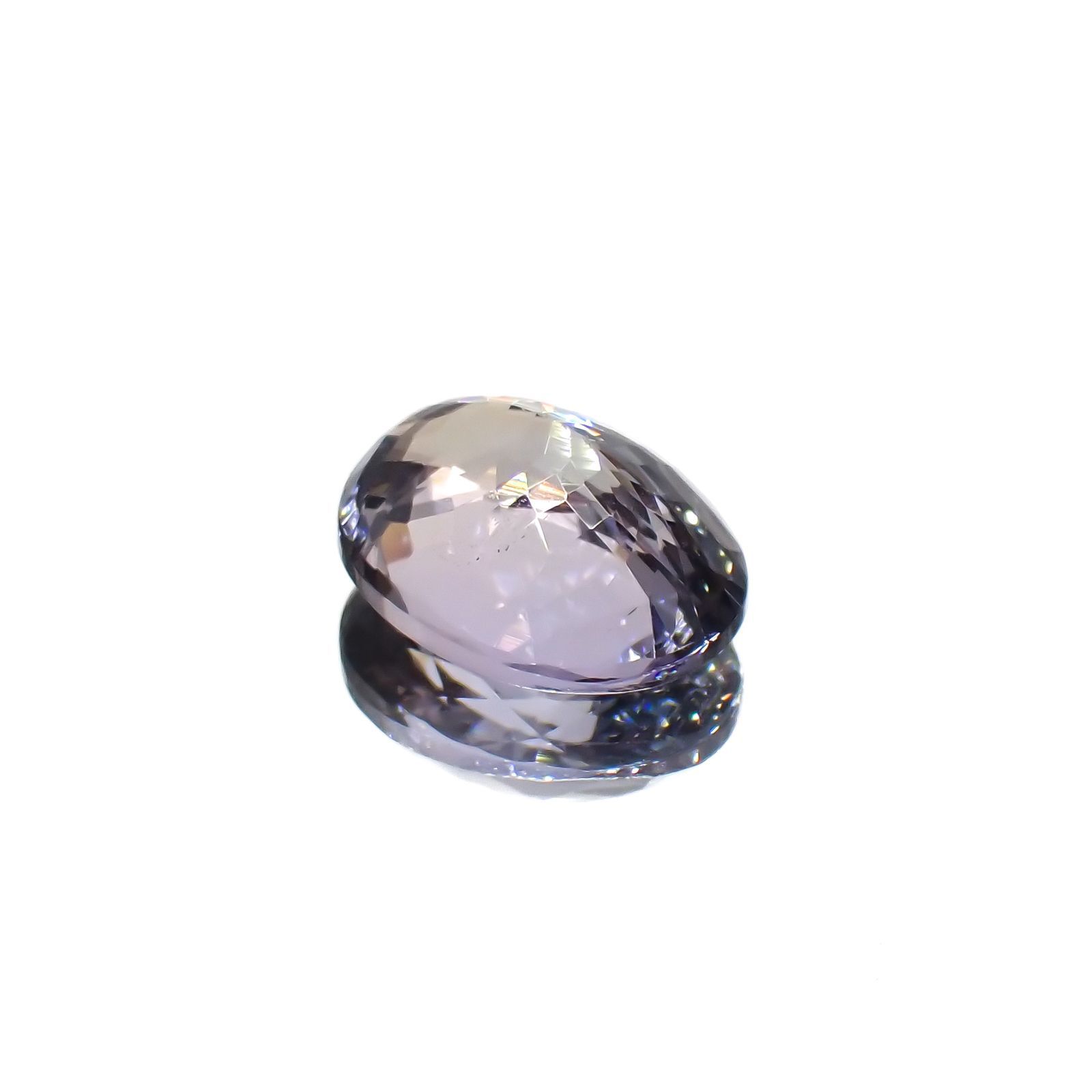 バイカラータンザナイト(宝石名ゾイサイト)タンザニア産 3.29ct 識別済[221119004]10.4x8.2mm前後