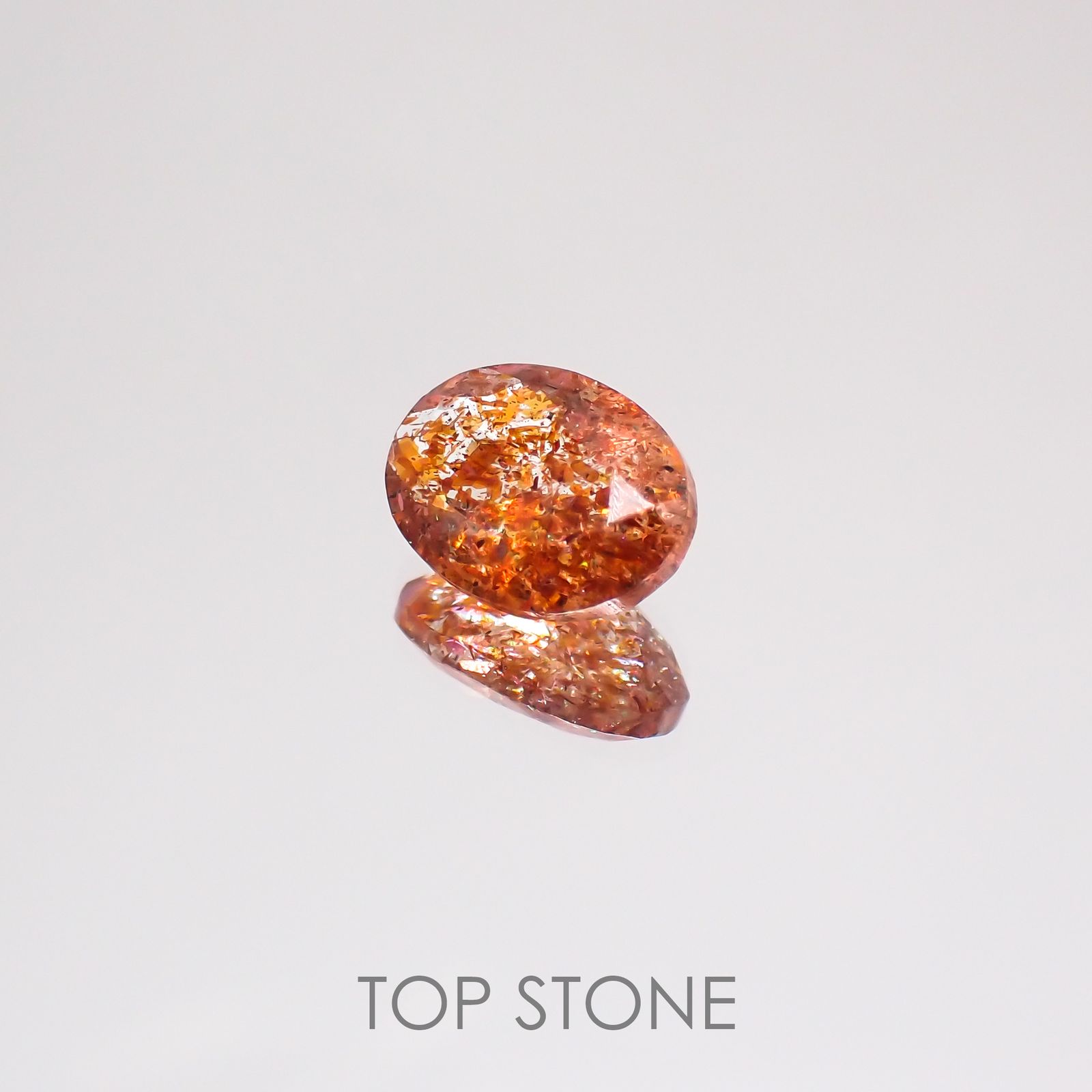イリュージョンサンストーン(宝石名フェルドスパー) タンザニア産 1.17ct 識別済[210610870]8.1×6.1mm前後