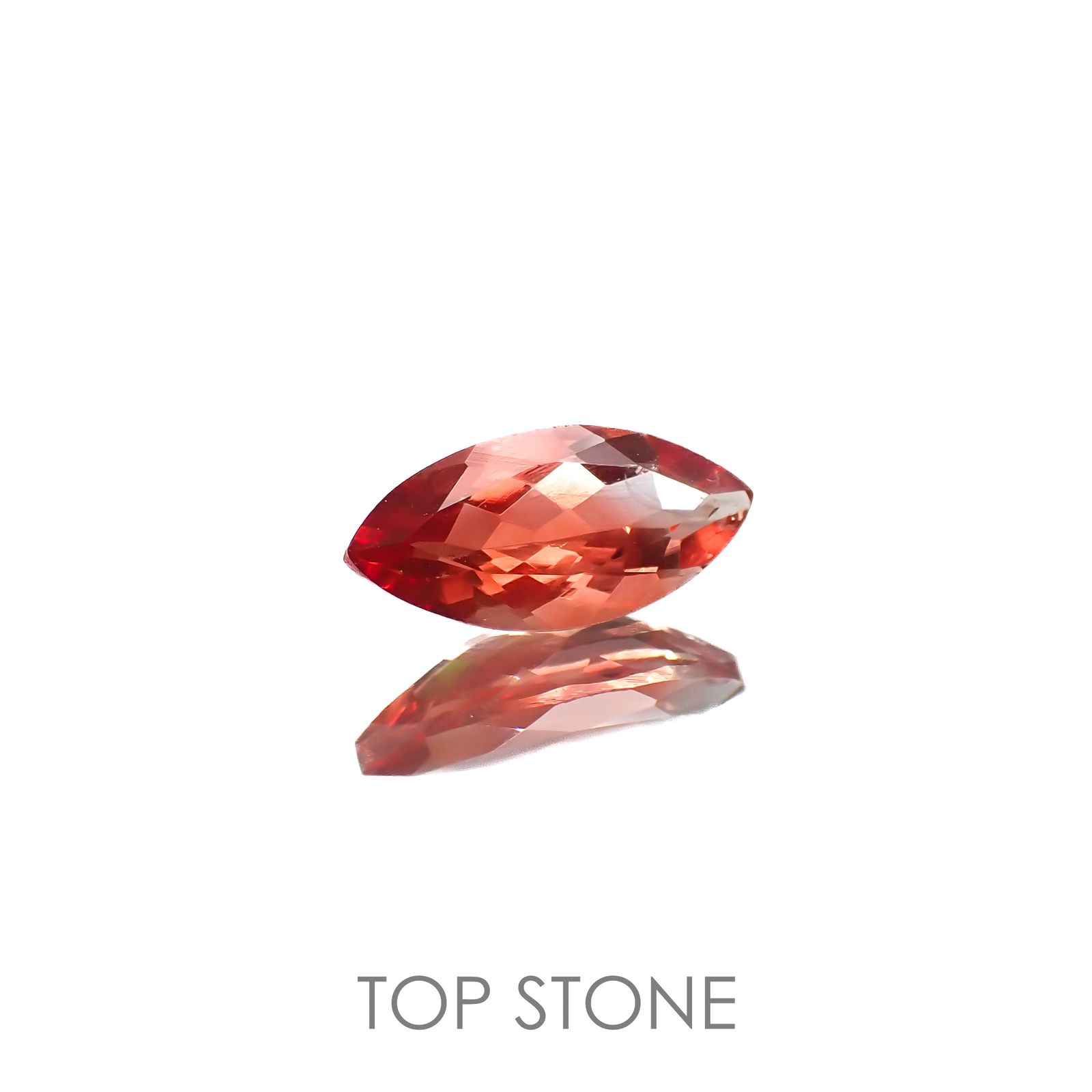 レッドラブラドライト(宝石名ラブラドライト)エチオピア産 0.85ct 識別済[221018257]10.1x4.8mm前後