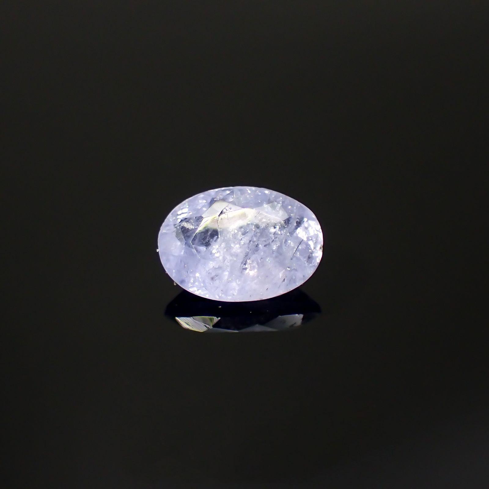 ハックマナイト(宝石名ハックマナイト)アフガニスタン産 識別済 0.45ct / 6.5x4.7mm前後 [260115408]