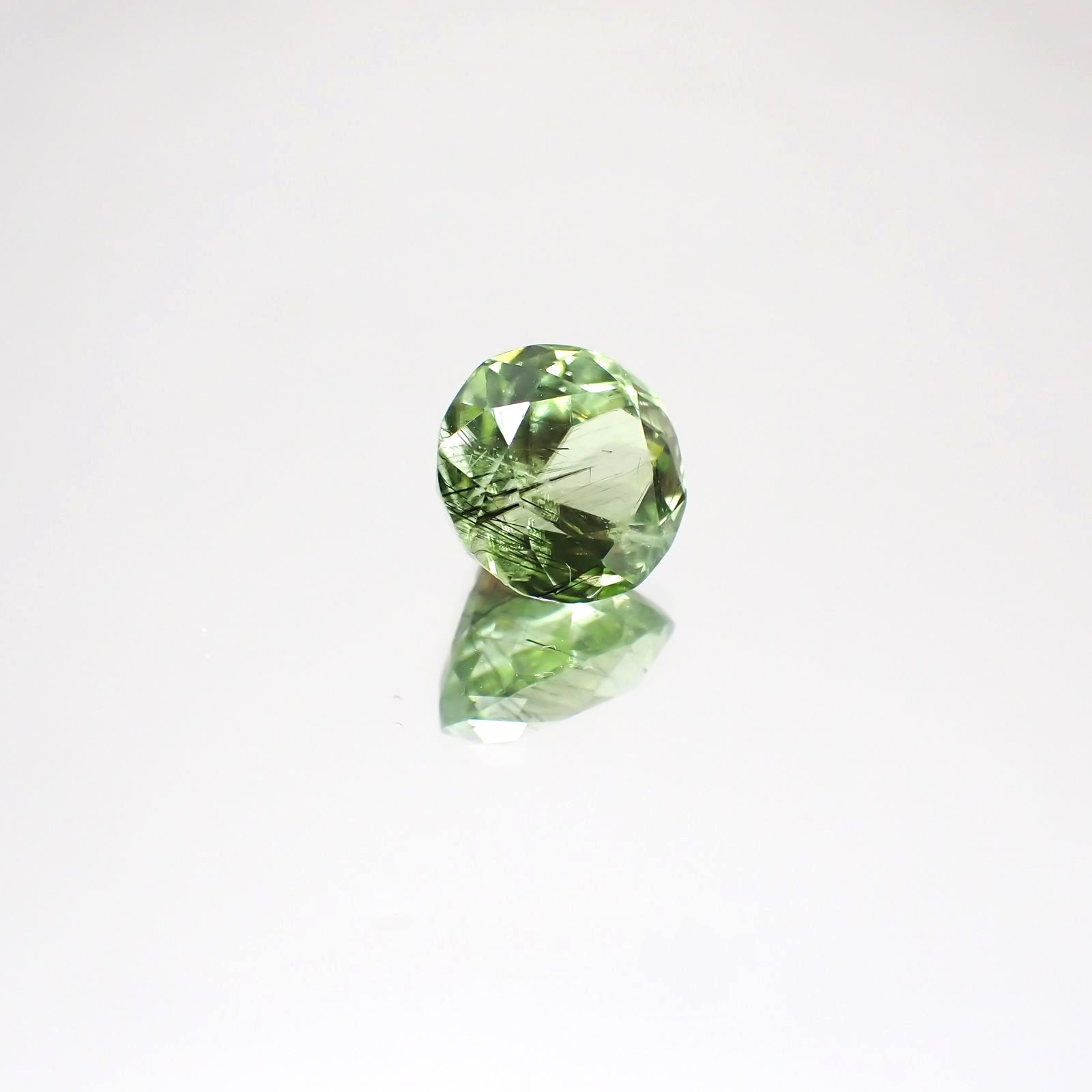 ルドウィジャイトインペリドット(宝石名ルドウィジャイトインペリドット)パキスタン産 3.511ct ソ付(日独)[231224378]9.1x8.6mm前後