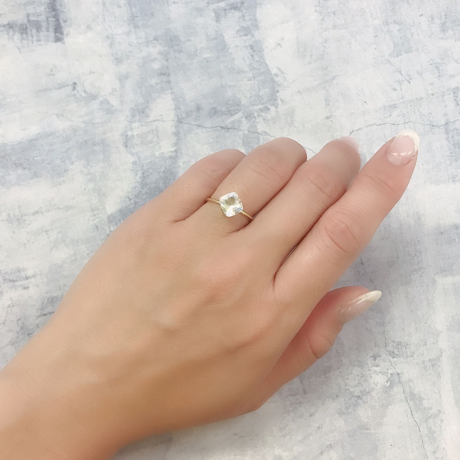 レインボームーンストーン(宝石名ラブラドライト)タンザニア産 1.33ct 識別済[220717203]7.4x6.7mm前後