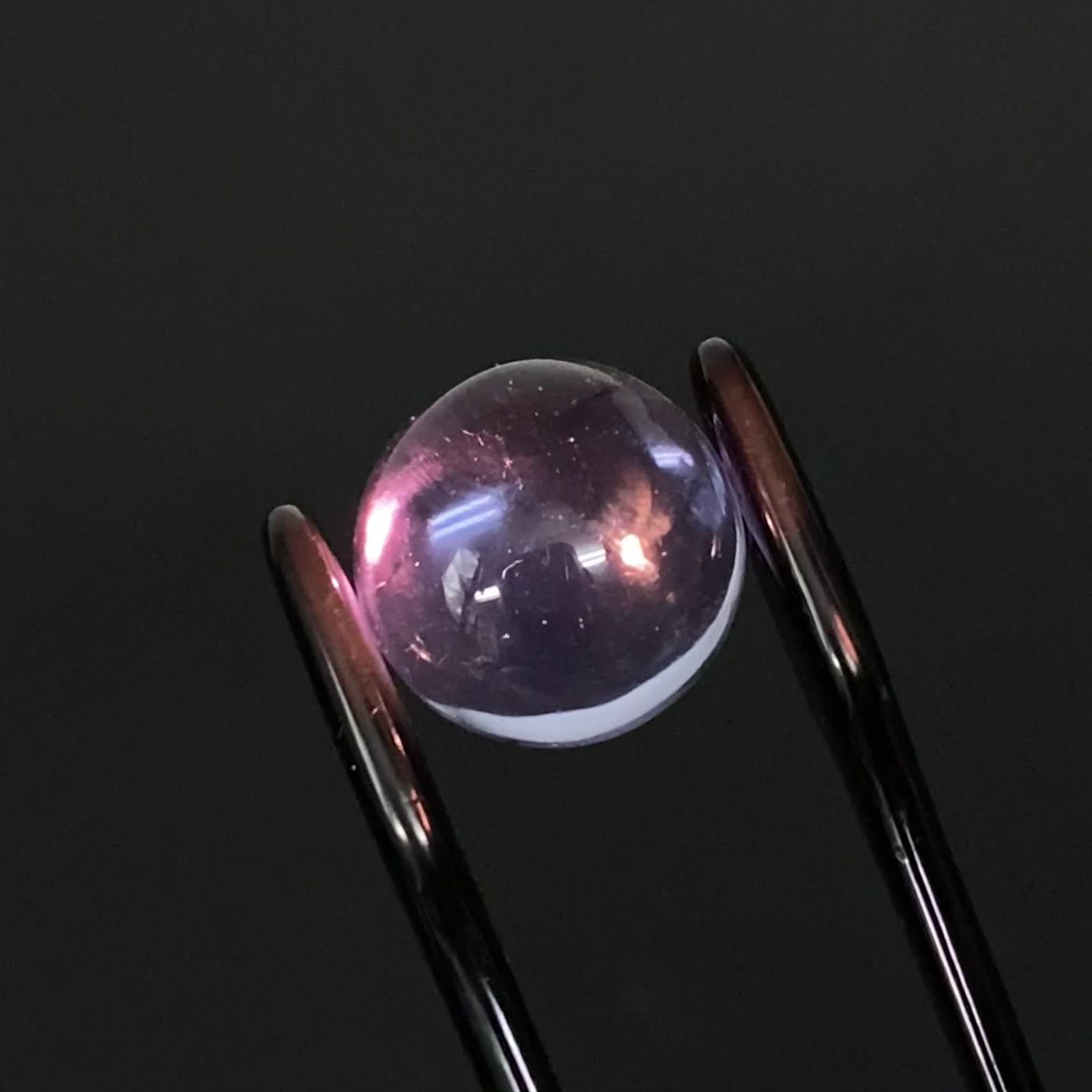 カラーチェンジフローライト ブラジル産 8.60ct / 12.3x12.2mm前後