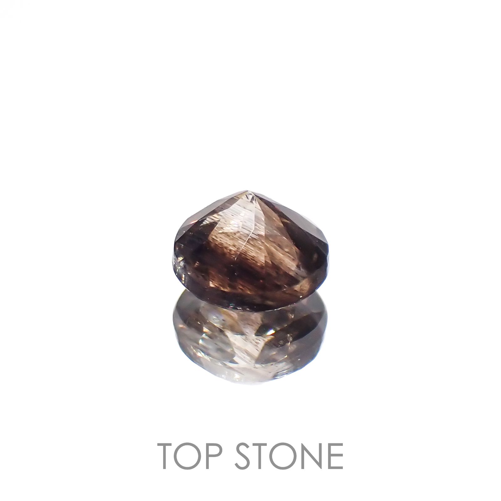 レインボースキャポライト ブラジル産 0.42ct[221119043]4.9x5mm前後