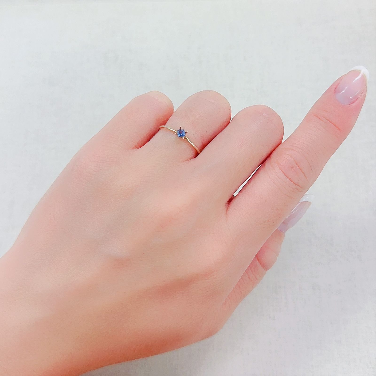 ◇プリンセスカット◇アレキサンドライト ブラジル産 0.097ct[230522058]2.5x2.5mm前後