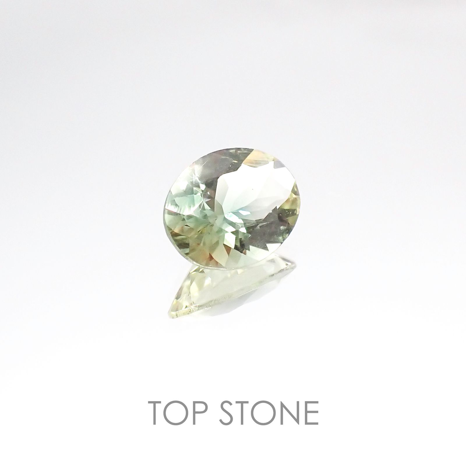 バイカラーオレゴンサンストーン アメリカ産 ルース 1.3ct[20106333]8.9×6.8mm前後