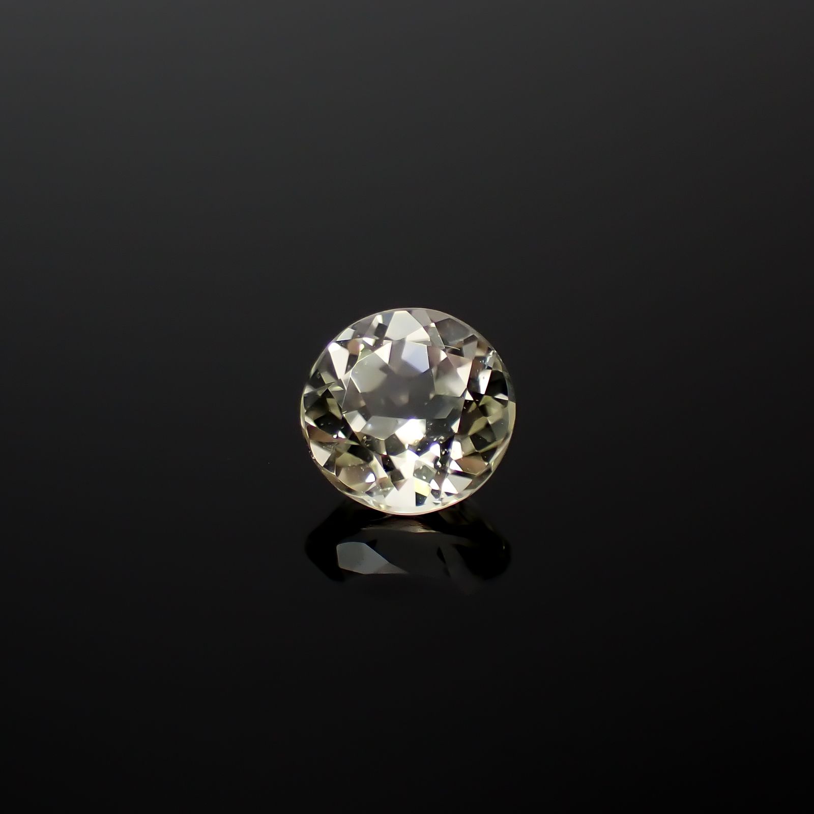 トリフェーン アフガニスタン/ブラジル産 2.26ct[240628445]8x8mm前後