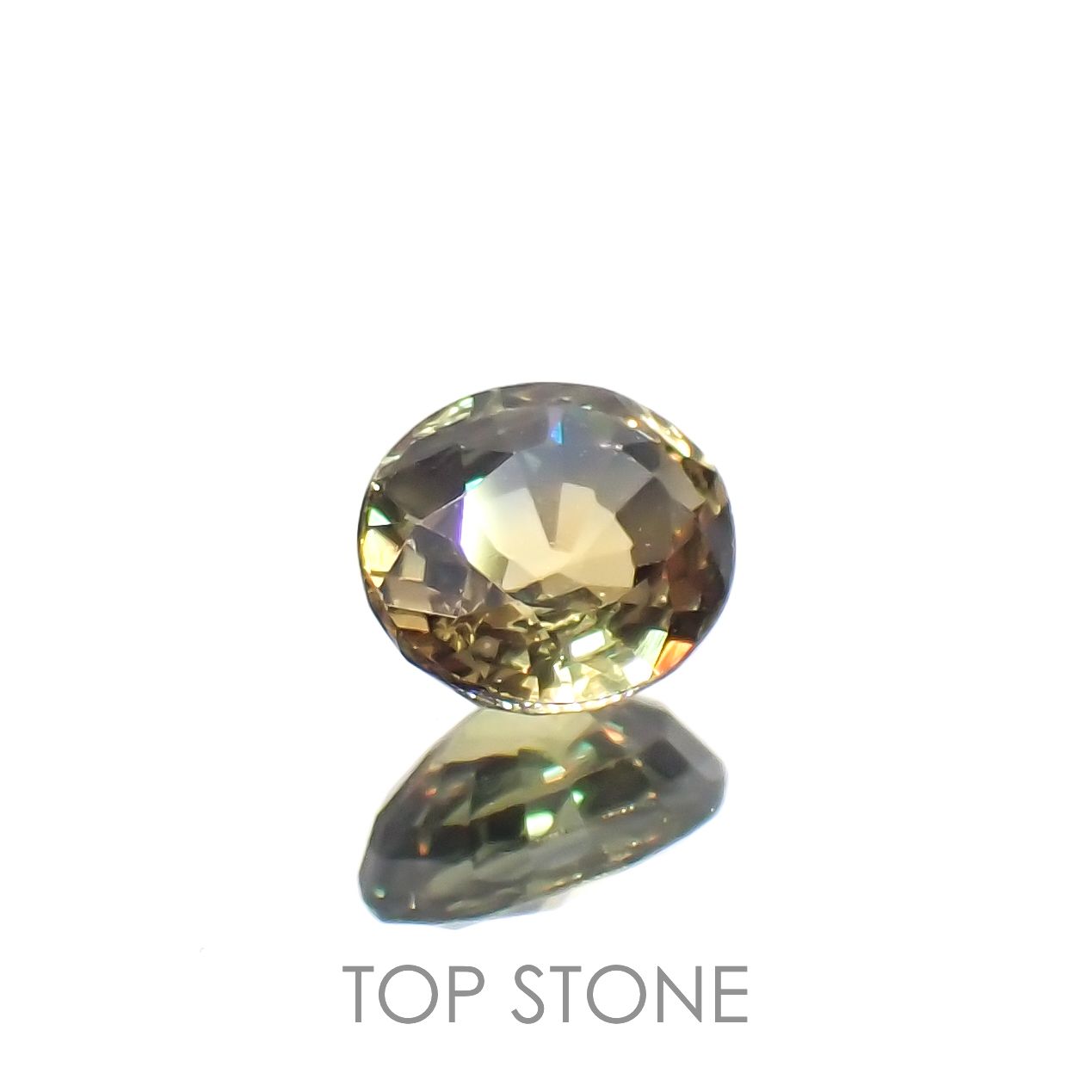 カラーチェンジサファイア非加熱(宝石名カラーチェンジ・サファイア)タンザニア産 0.55ct 識別済[230320837]5.1x4.4mm前後
