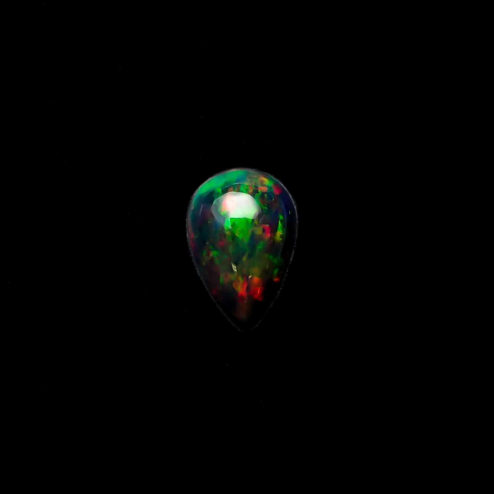 ブラックオパール(宝石名オパール/加熱処理)エチオピア産 2.54ct 識別済[240326535]12.8x8.9mm前後