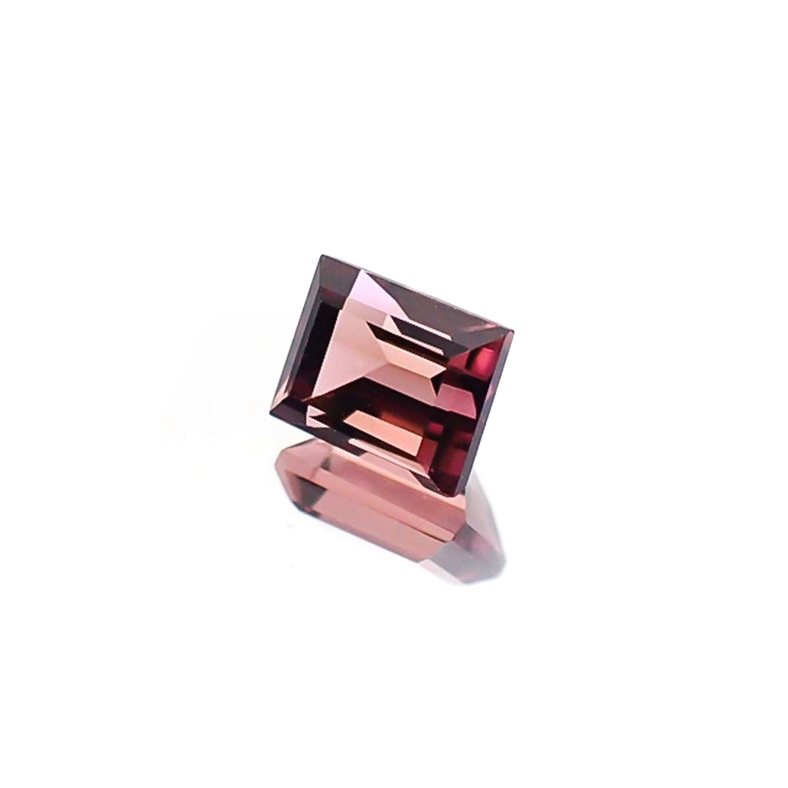 ピンクトルマリン(宝石名ピンク・トルマリン)ブラジル産 識別済 0.59ct / 5.1x4mm前後 [230722944]