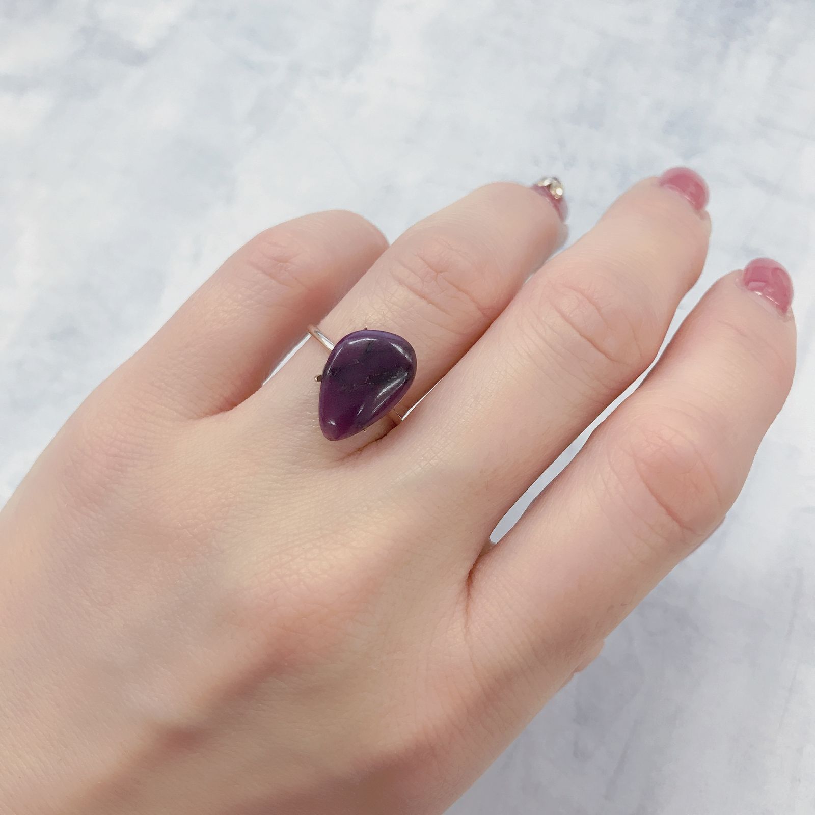 ◇フリーフォーム◇スギライト 南アフリカ産 2.74ct [250114820]14.6x10mm前後